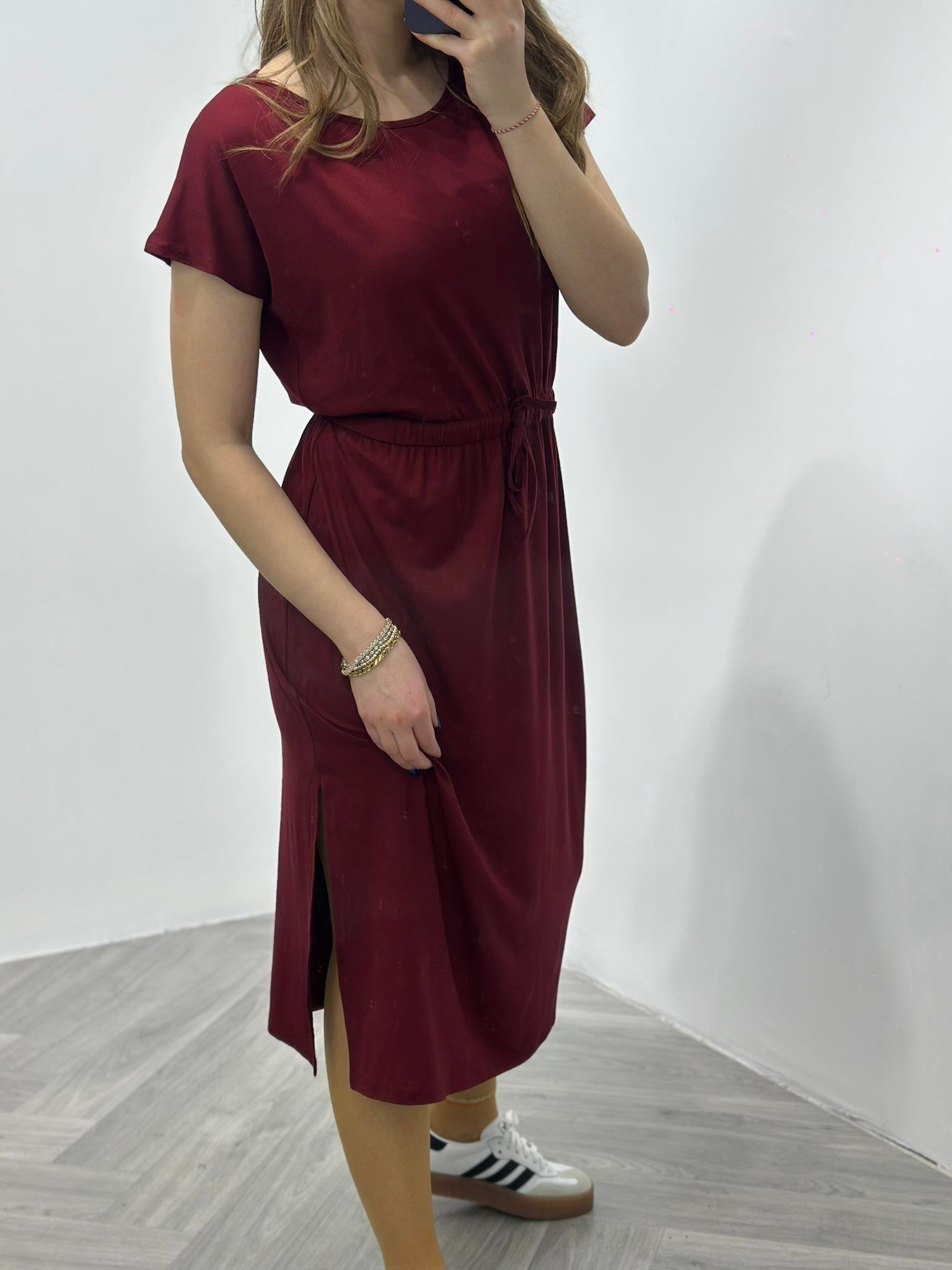 Kristal Pamuk Kumaş Bel Büzgülü Midi Boy Elbise Bordo