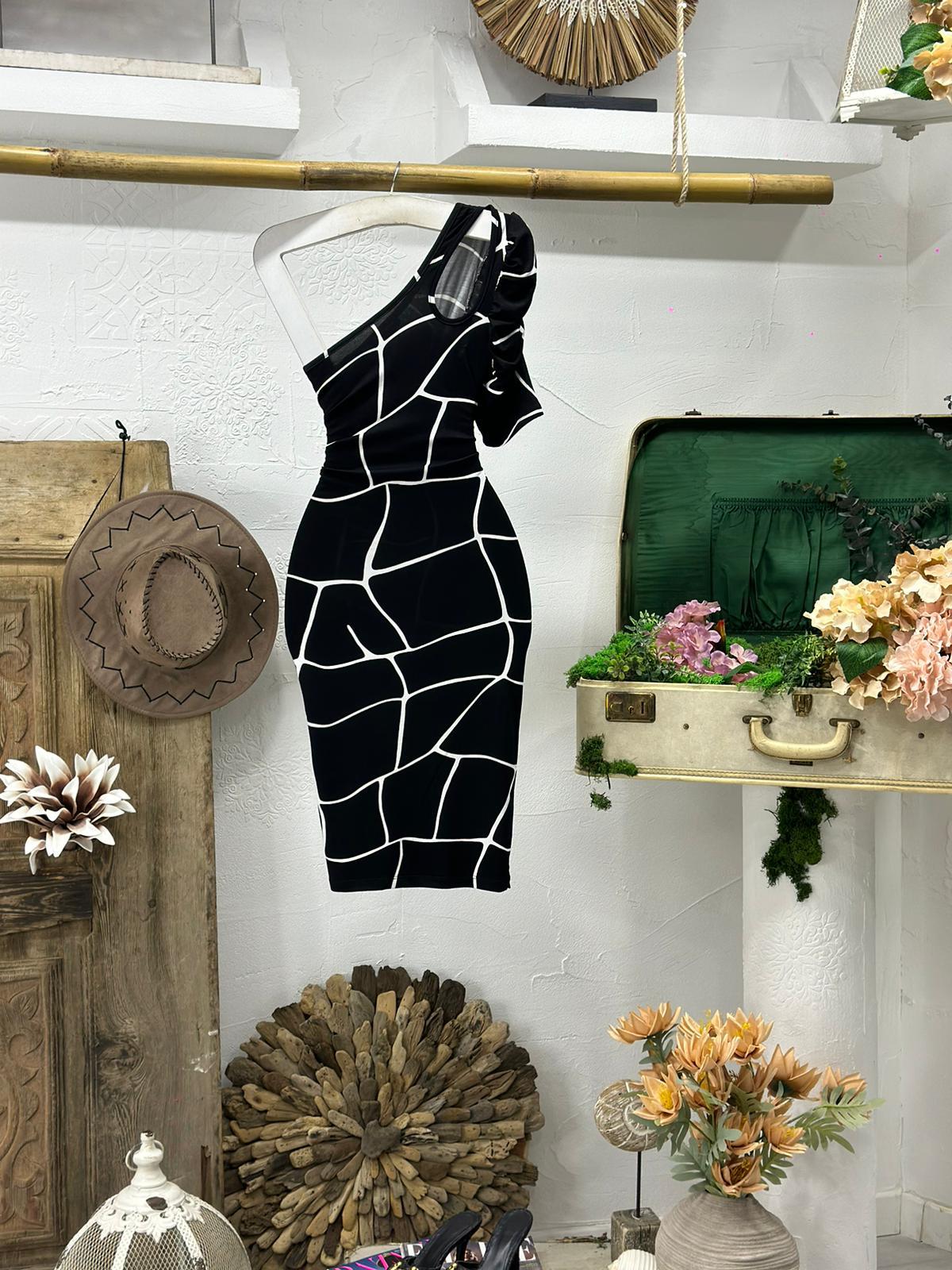 Kristal Pamuk Kumaş Büyük Taş Desenli Tek Kol Kalem  Elbise