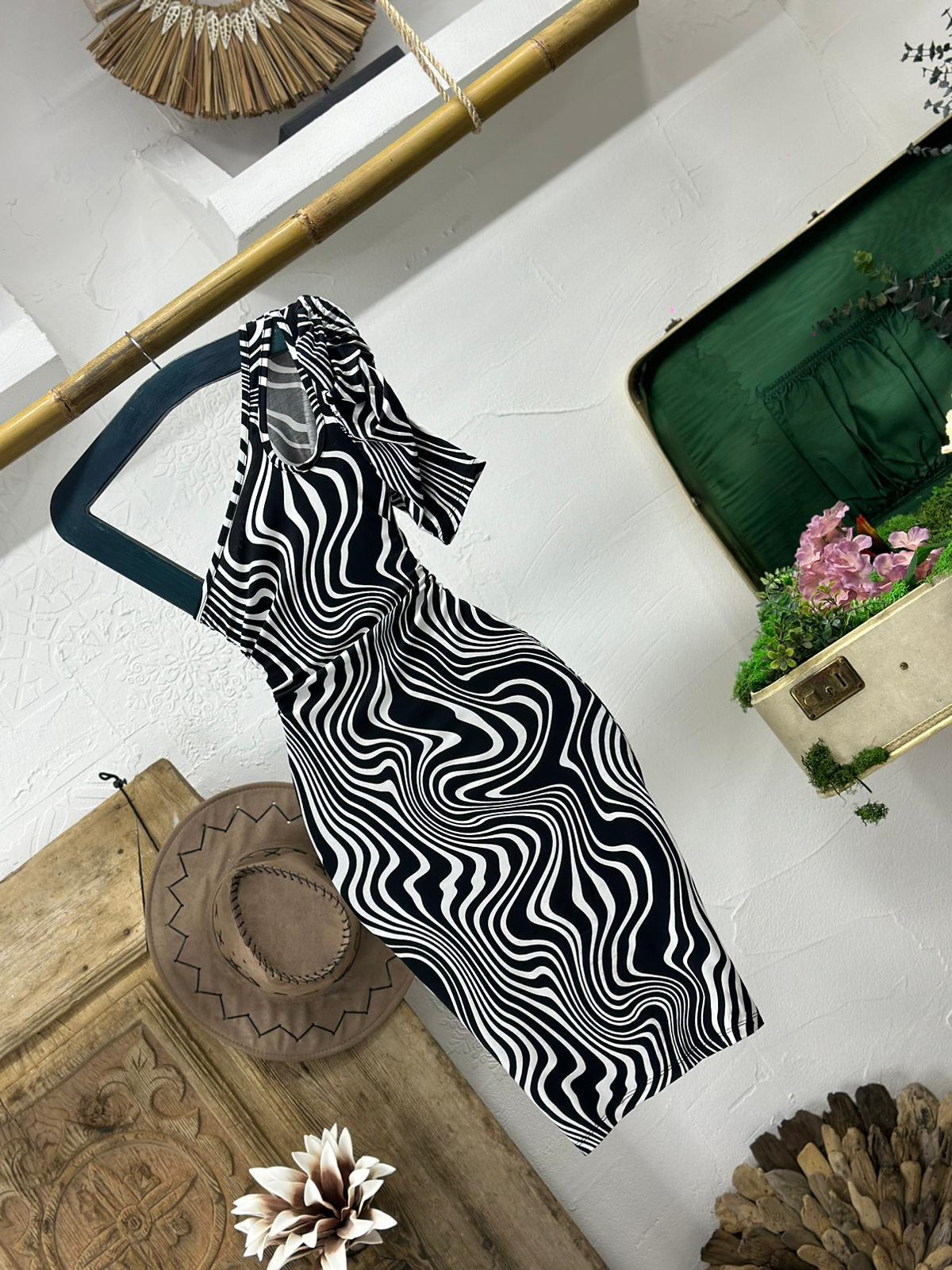 Kristal Pamuk Kumaş Dalga Desenli Tek Kol Kalem  Elbise