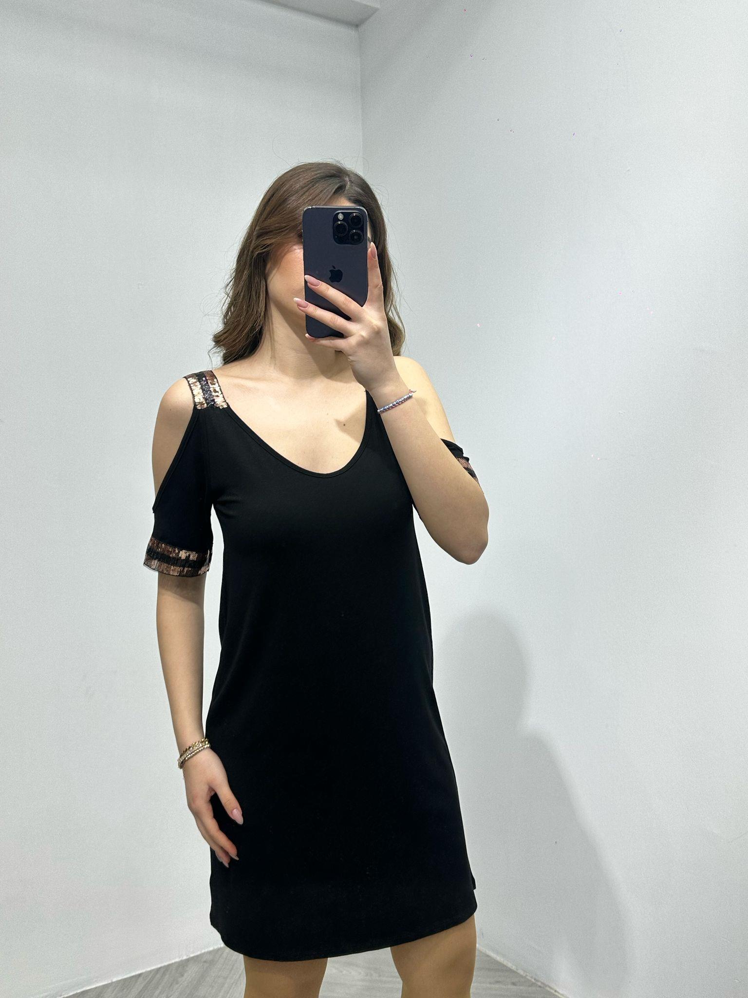 Kristal Pamuk Kumaş Rahat Kalıp Payet Detay Elbise Siyah