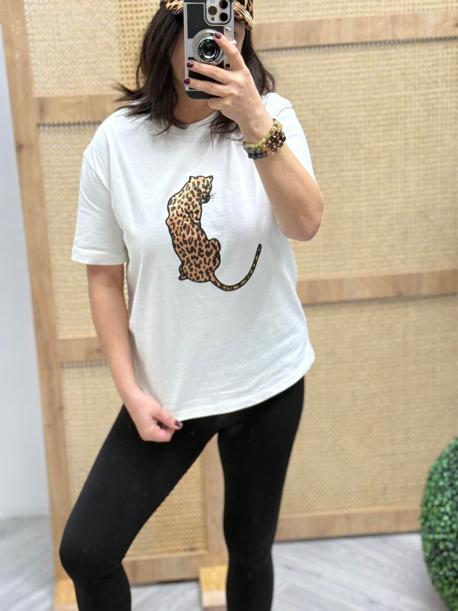 Leopar Desenli Nakış Detaylı Rahat Kalıp Premium Tshirt Beyaz