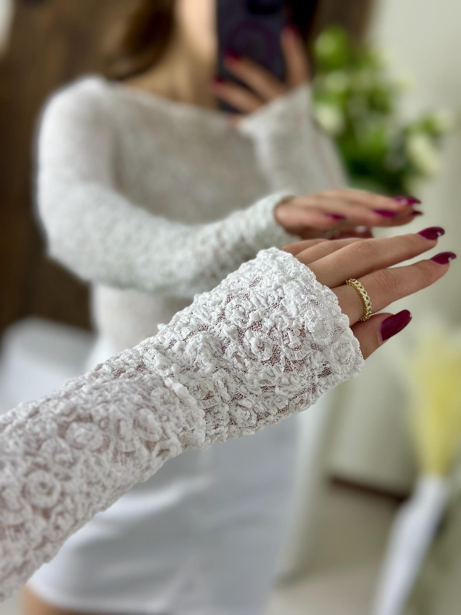 Likralı Dantel Kayık Yaka Bluz Beyaz