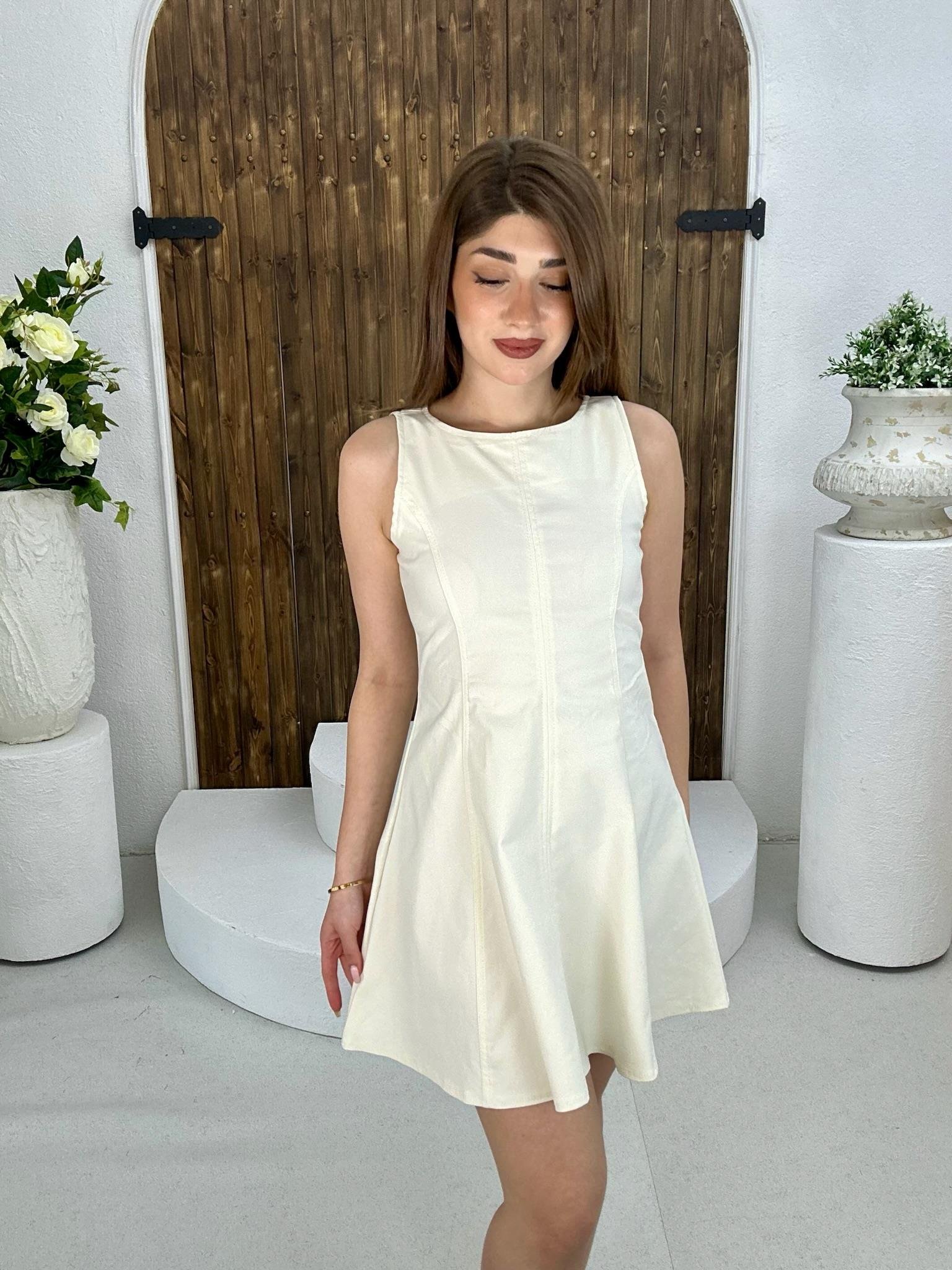 Likralı Jean Kumaş Parçalı Dikim Sırt Metal Fermuarlı Kloş Elbise Kemer Dahil Değildir