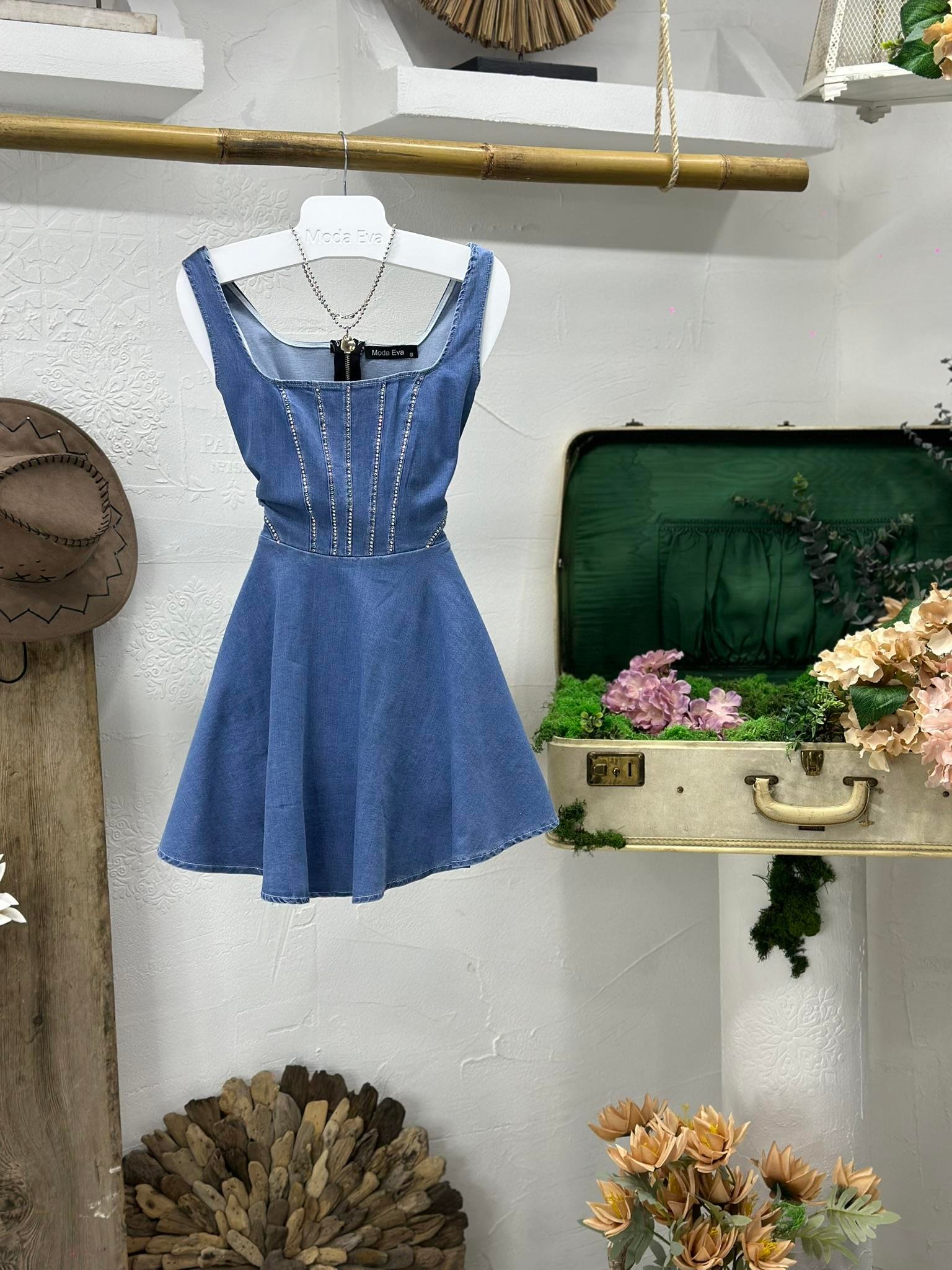 Likralı Jean Kumaş Taş Dizayn Kalın Askılı Kloş Elbise