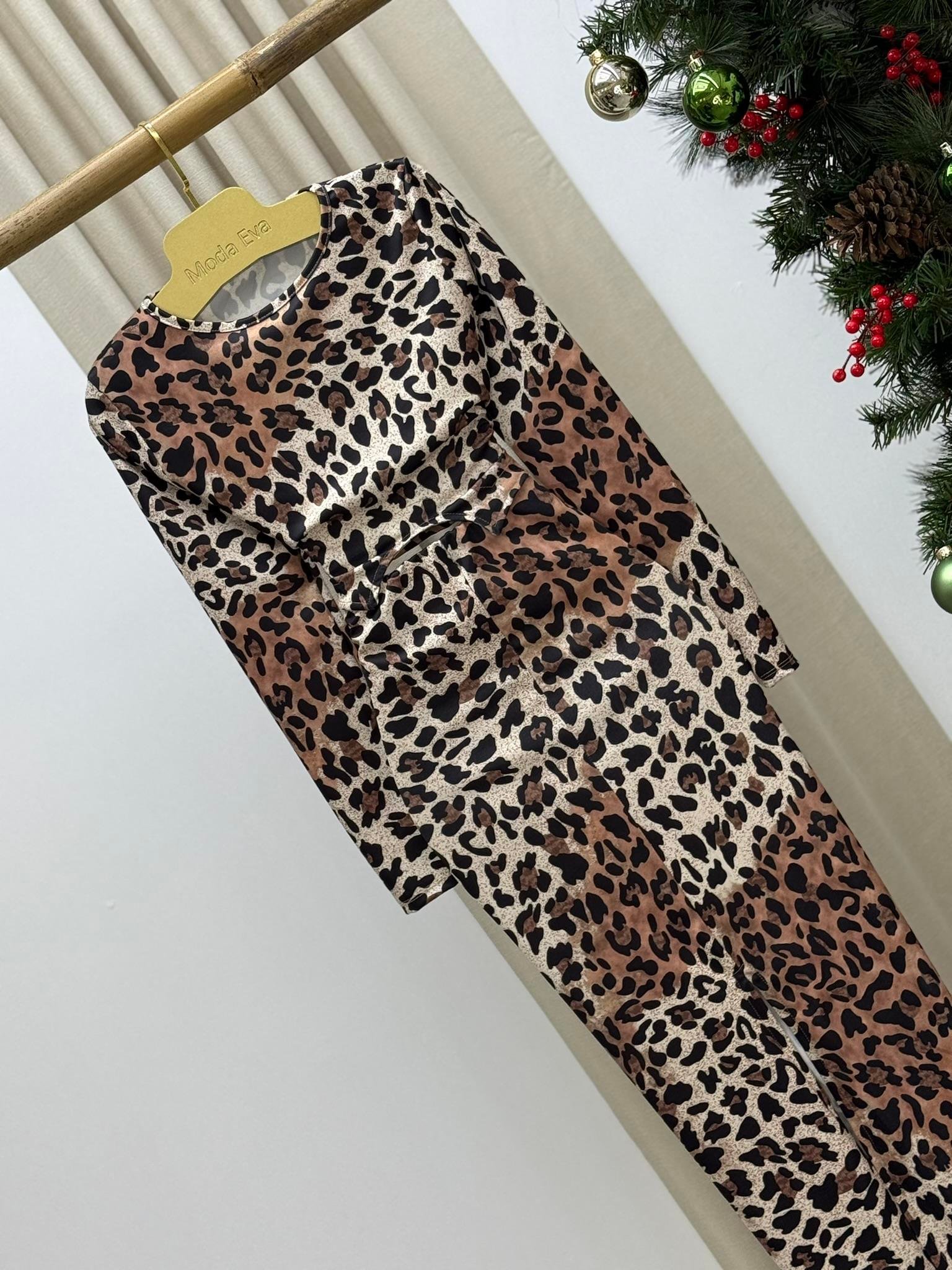 Likralı Micro Kumaş Crop Uzun Etek İkili Takım Leopar