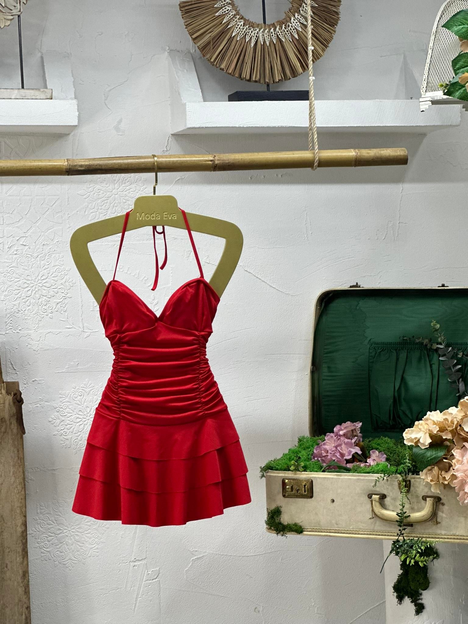 Likralı Micro Kumaş Kat Etekli Boyun Bağlamalı Kırmızı Tasarım Elbisemiz