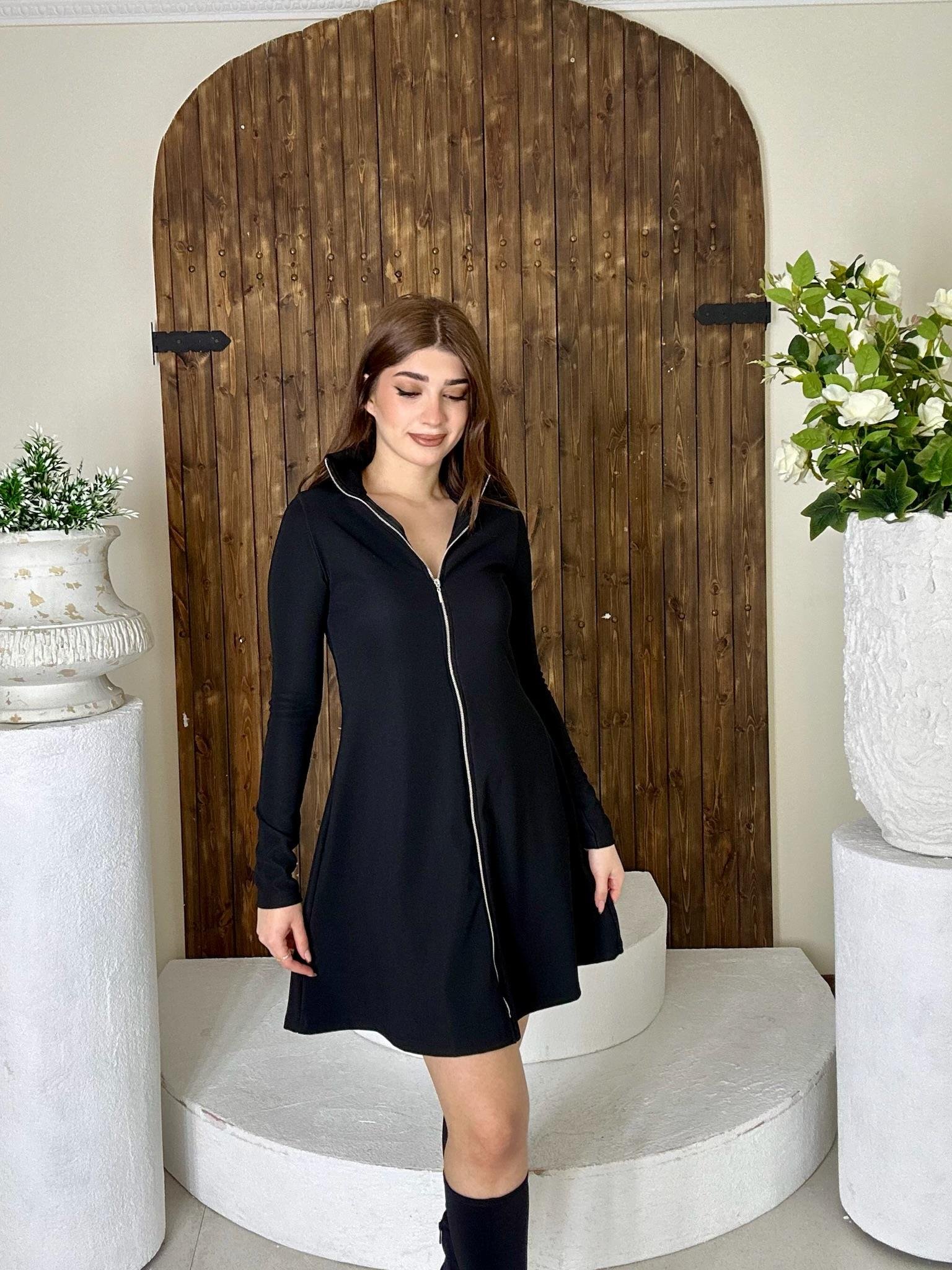 Likralı Ottoman Kumaş Fermuar Detaylı Siyah Elbise