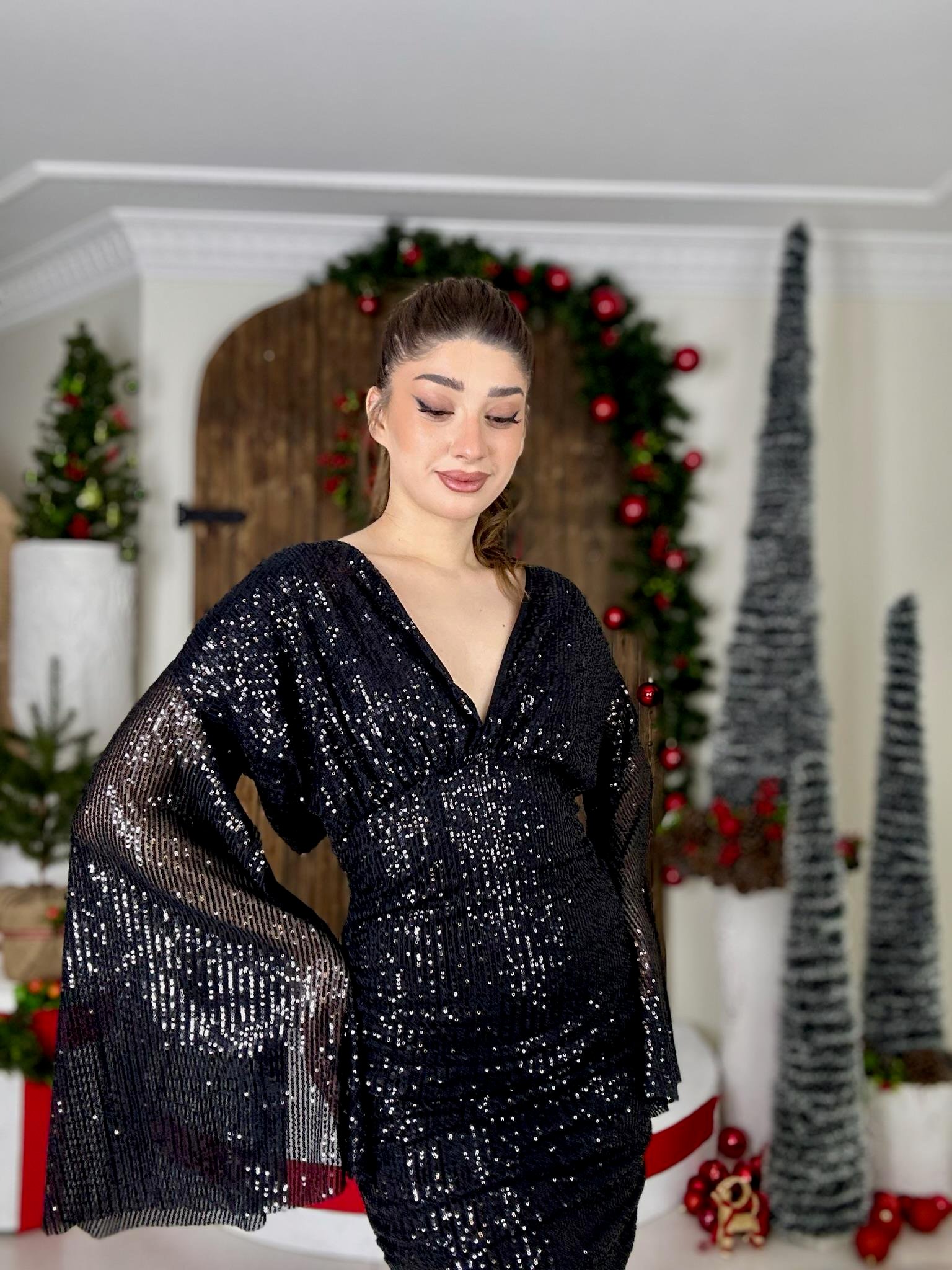 Likralı Pul Payet Kumaş Astarlı Pelerin Kol Mini Elbise