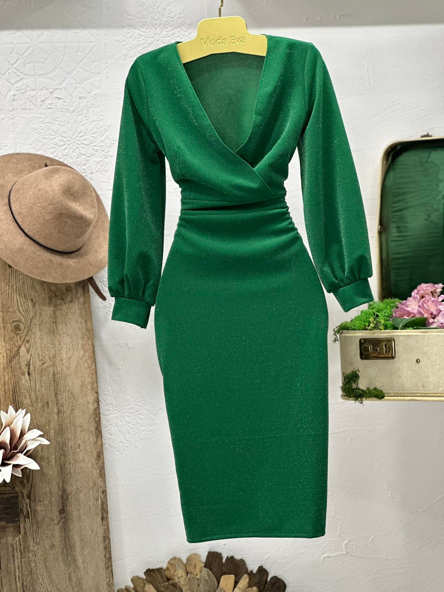 Likralı Simli Crep Dokuma Kumaş Kruvaze Yaka Manşet Kollu Kalem Yeşil  Elbise