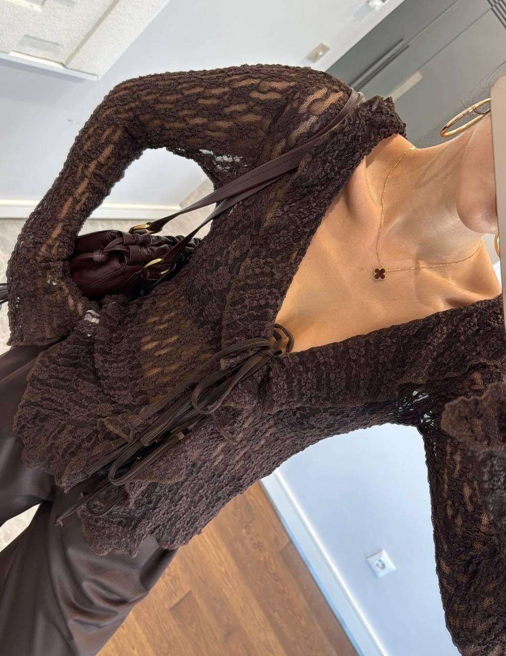 Likralı Tül Kumaş Fırfırlı Bağlamalı Bluz Kahverengi