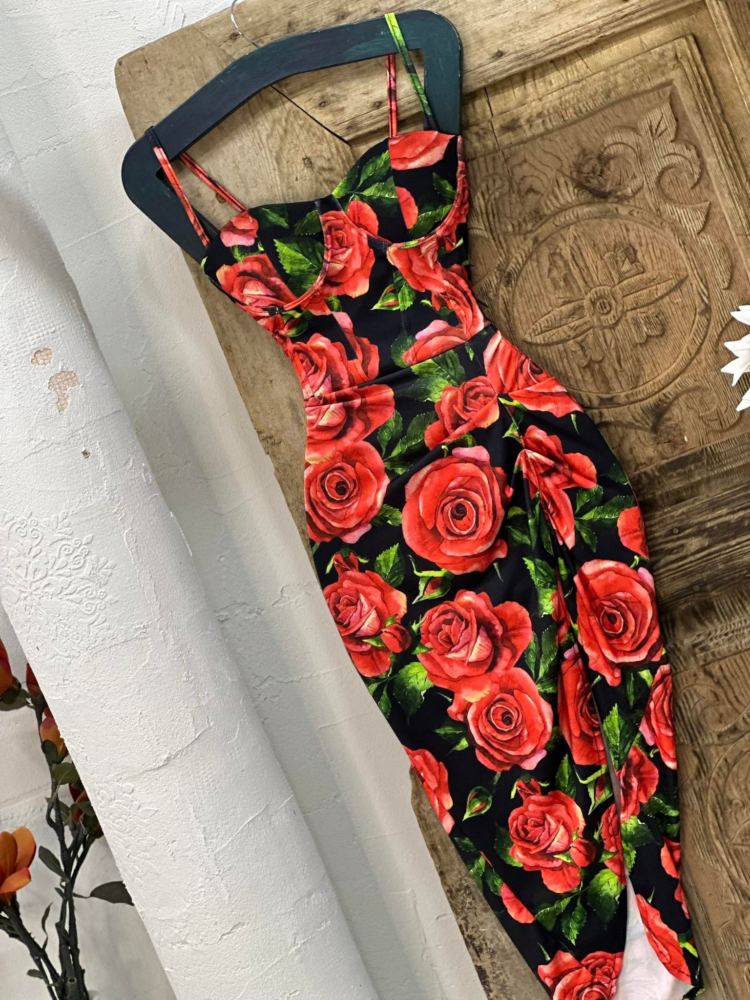 Micro Kumaş Gül Desen Gloplu Elbise