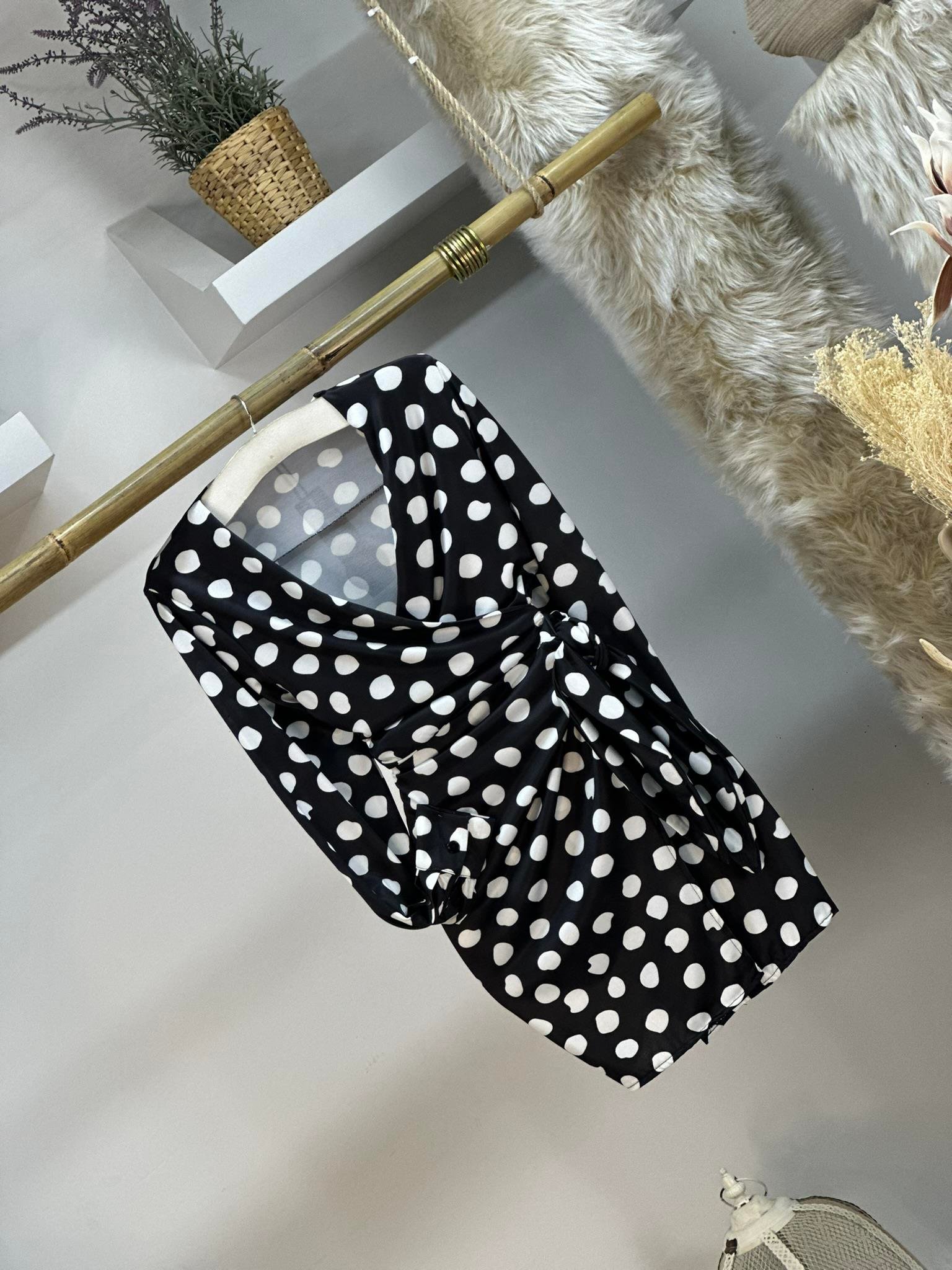 Micro Kumaş Puantiye Desen Anvalop Bağlama Detaylı Elbise