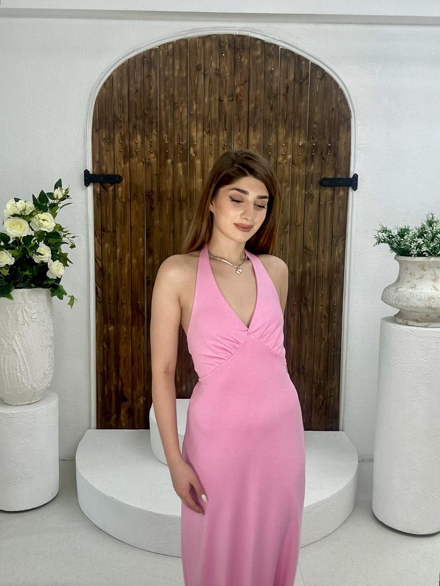 Modal Kumaş Sırt Bağlama Detaylı Uzun Tasarım Elbisemiz Pembe