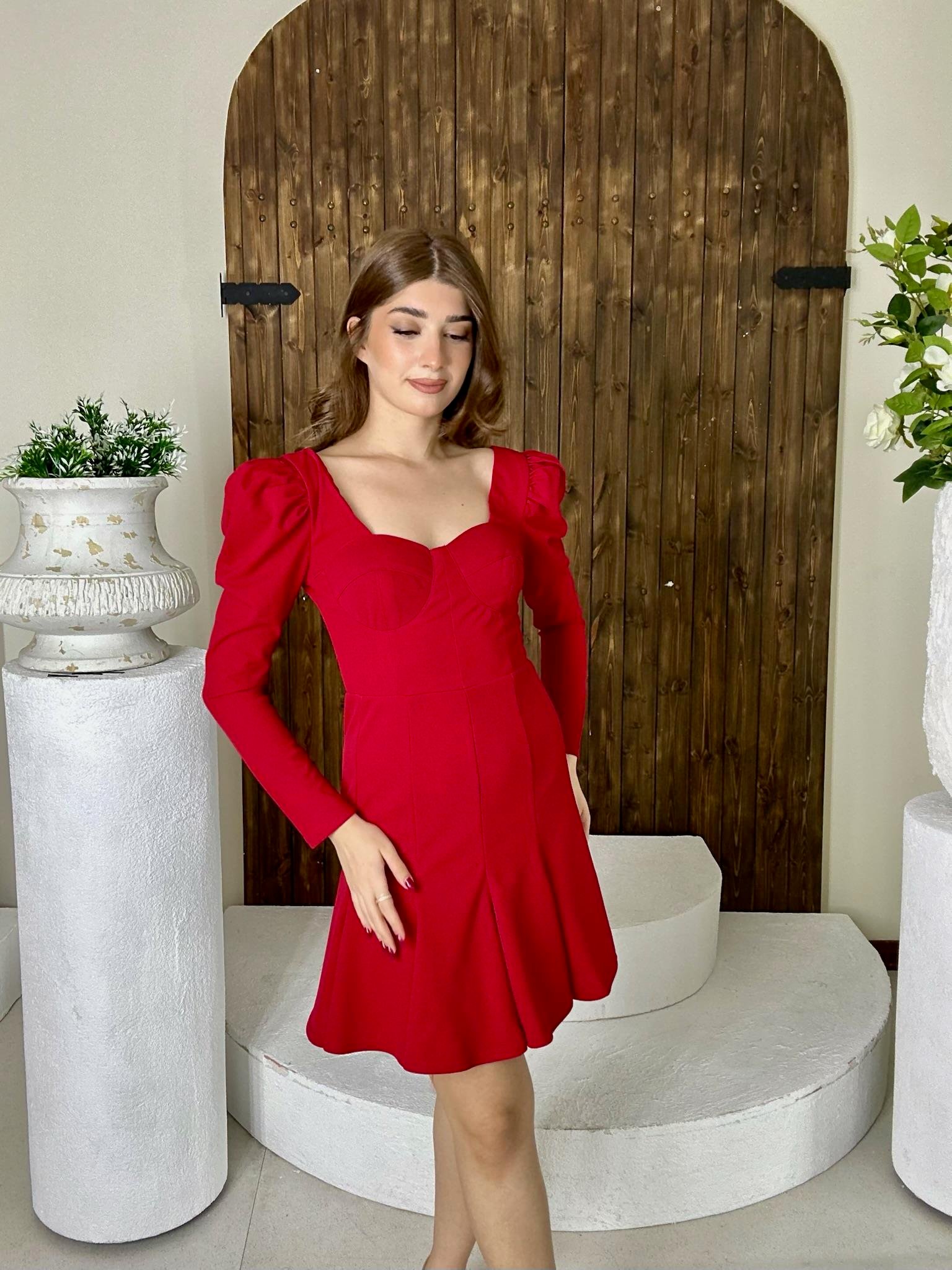 Örme Crep Kumaş Gloplu Eteği Volanlı Balon Kol Tasarım Elbisemiz Kırmızı