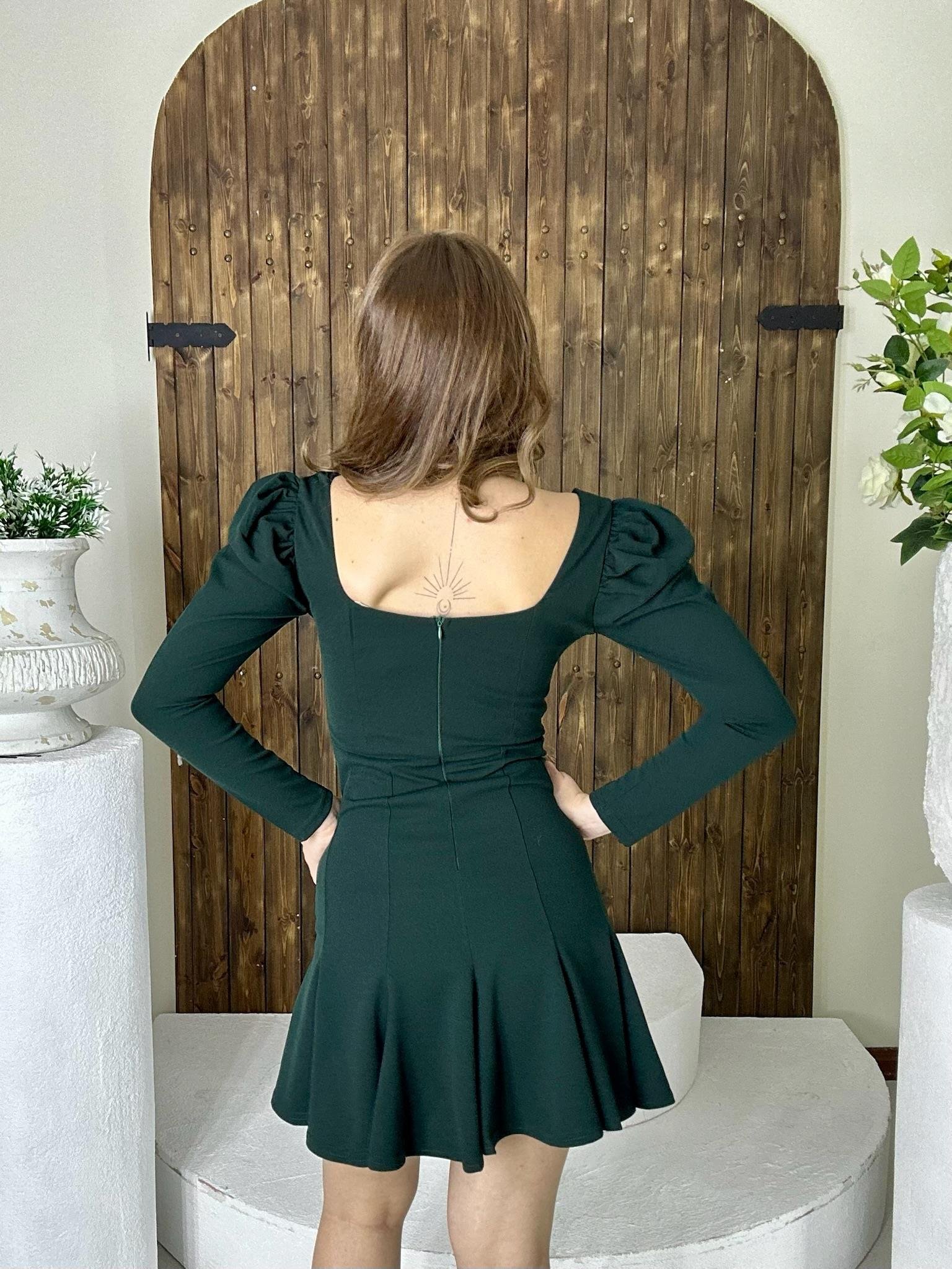 Örme Crep Kumaş Gloplu Eteği Volanlı Balon Kol Tasarım Elbisemiz Yeşil