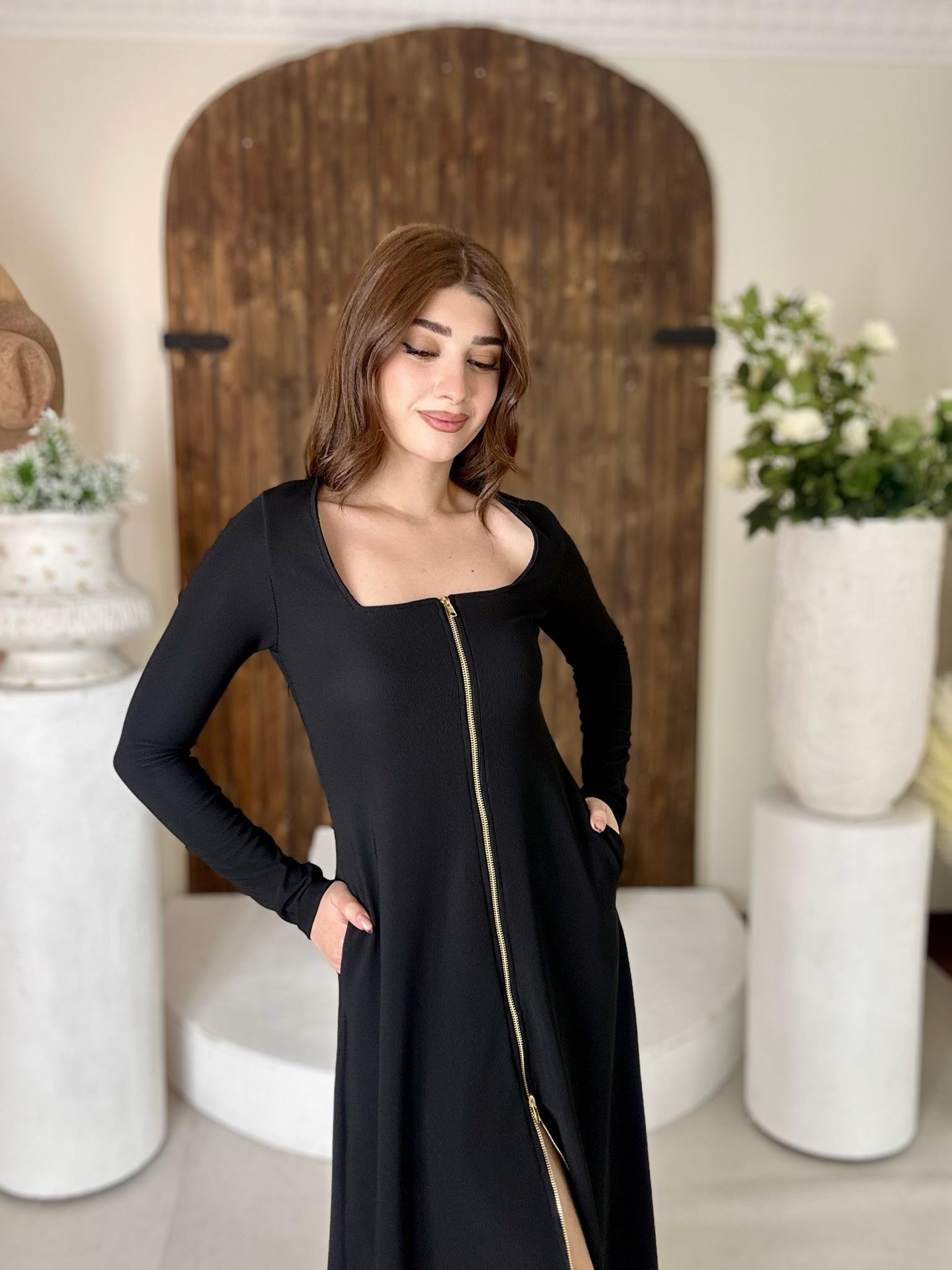 Ottoman Kumaş Fermuarlı Uzun Siyah Elbise