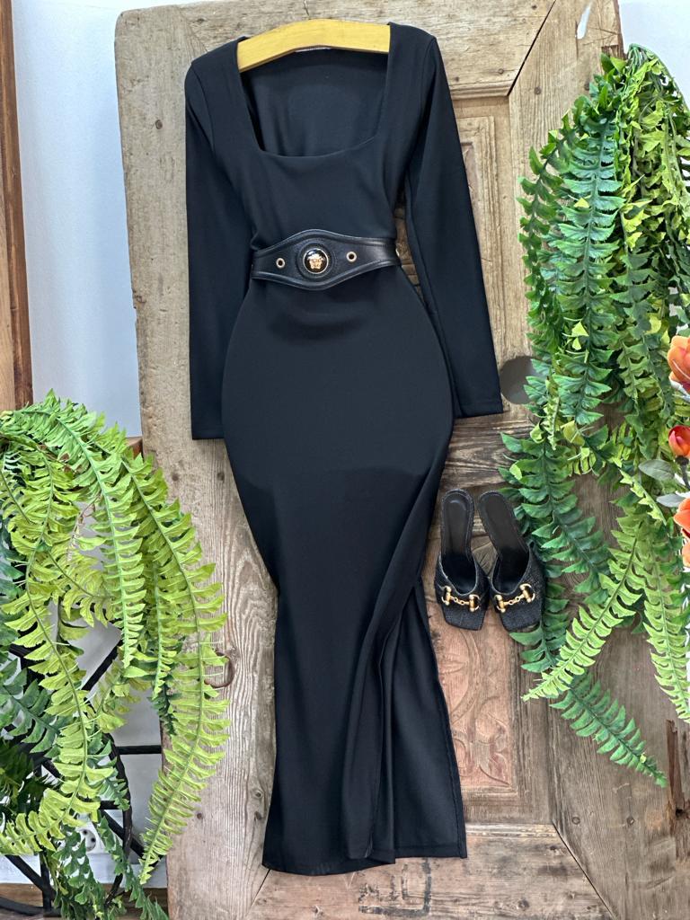 Ottoman Kumaş Kare Yaka Yan Yırtmaçlı Uzun Siyah Elbise