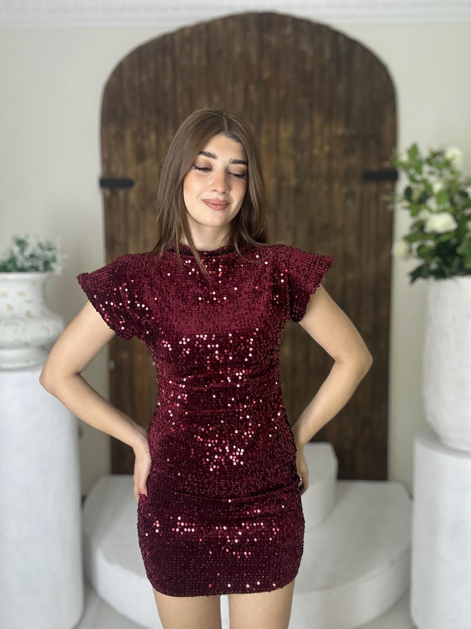 Payet Kumaş Düşük Kol Likralı Tasarım Elbise Bordo