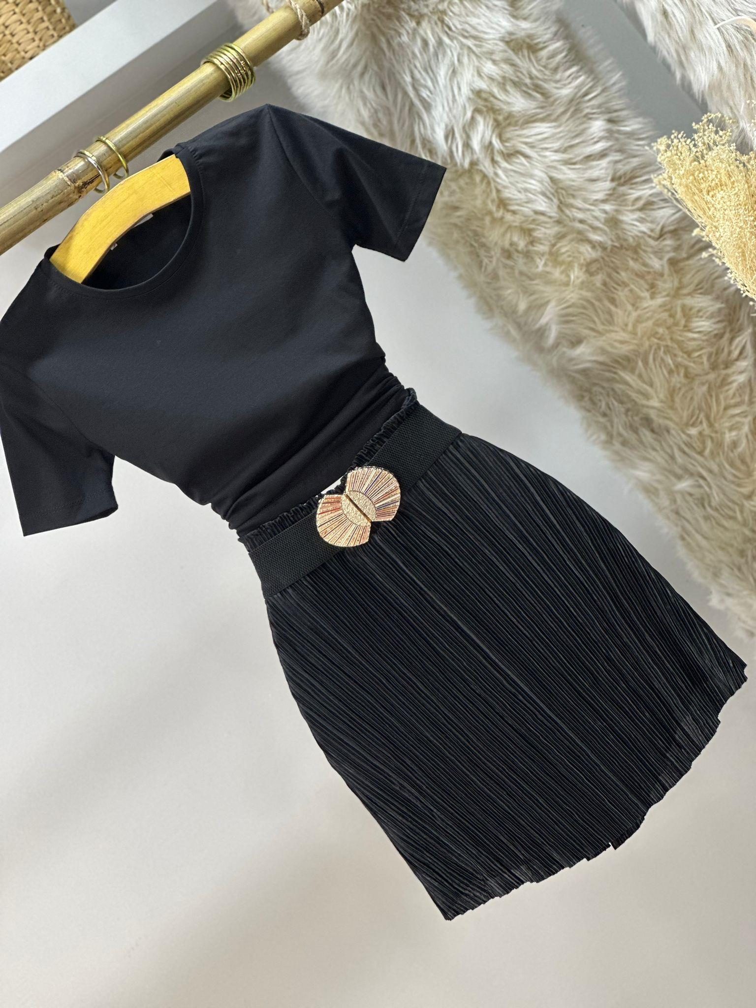 Pliseli Kumaş Asimetrik Kesim İçi Şort Astarlı Etek (Kemer Dahil Değildir)