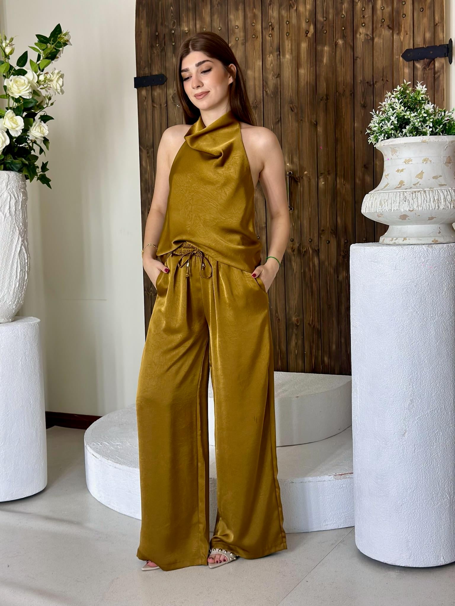 Premium Seri Gramajlı Saten Kumaş Kendinden Dokulu Pantolon Bluz Takım