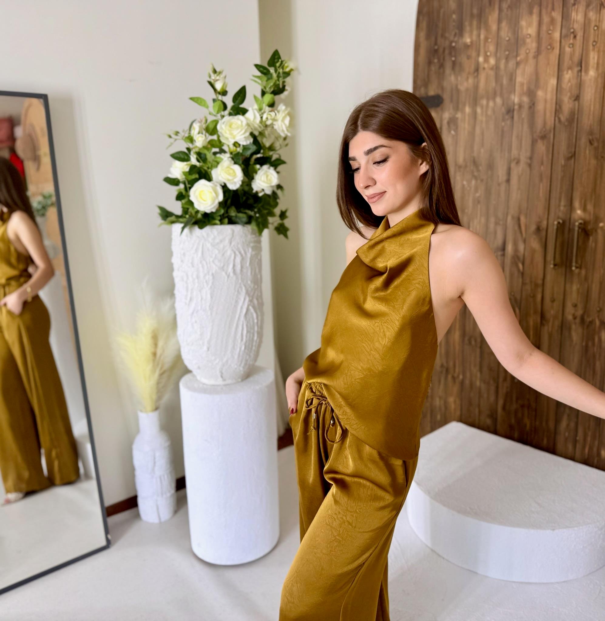 Premium Seri Gramajlı Saten Kumaş Kendinden Dokulu Pantolon Bluz Takım