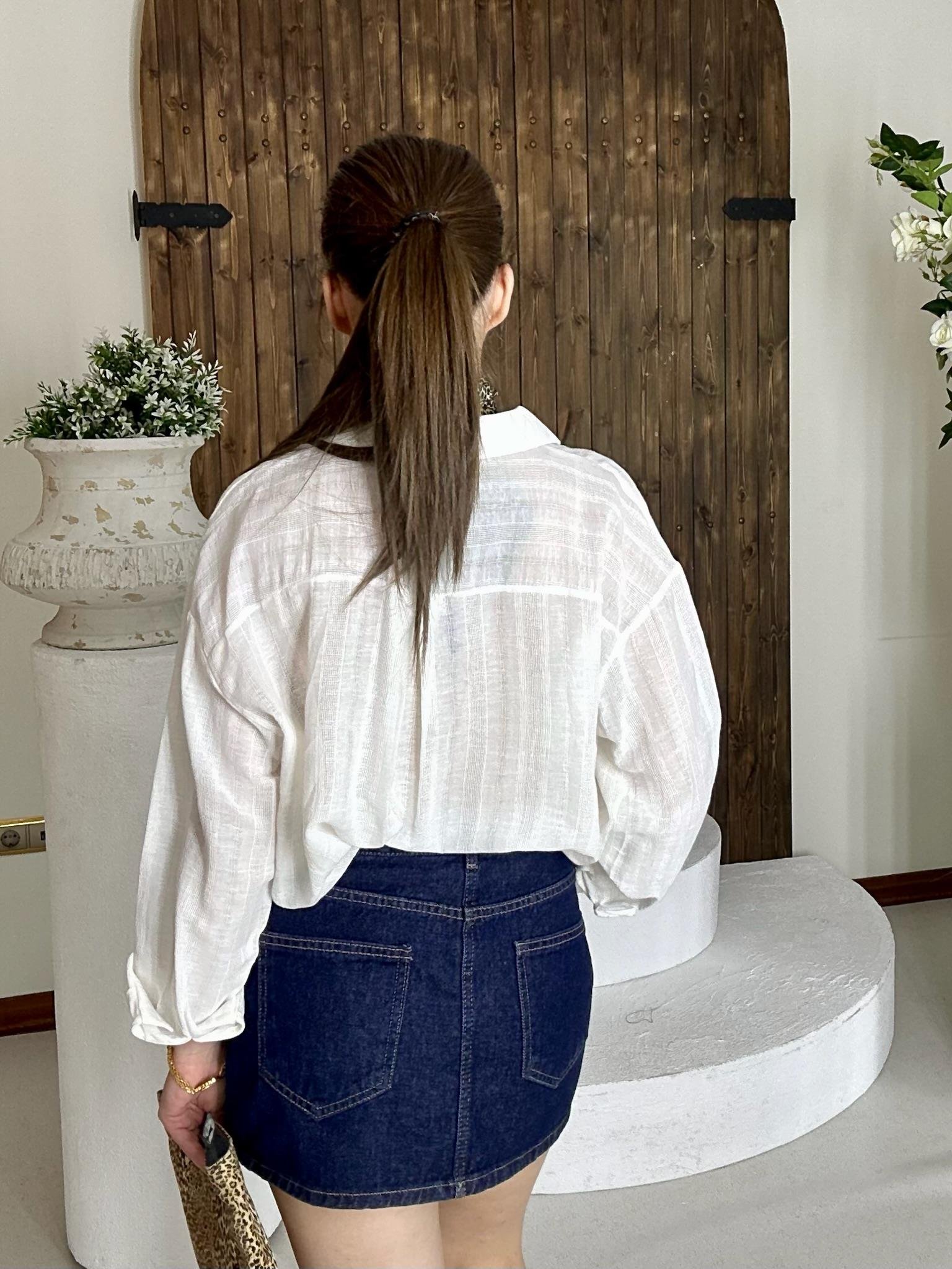 Premium Seri Transparan Detaylı Oversize İpeksi Gömlek