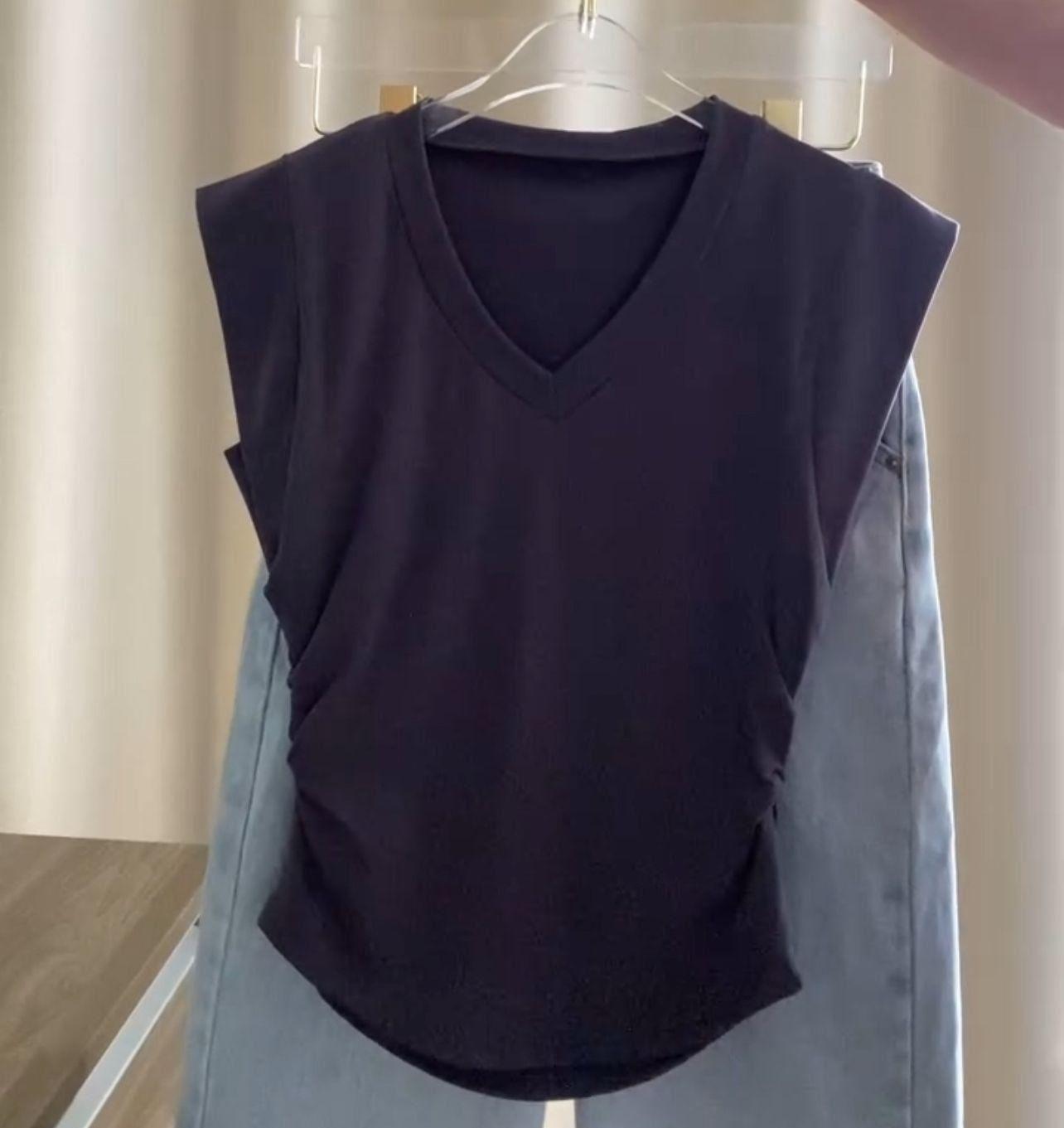 Premium V Yaka Düşük Kol Tasarım Tshirt