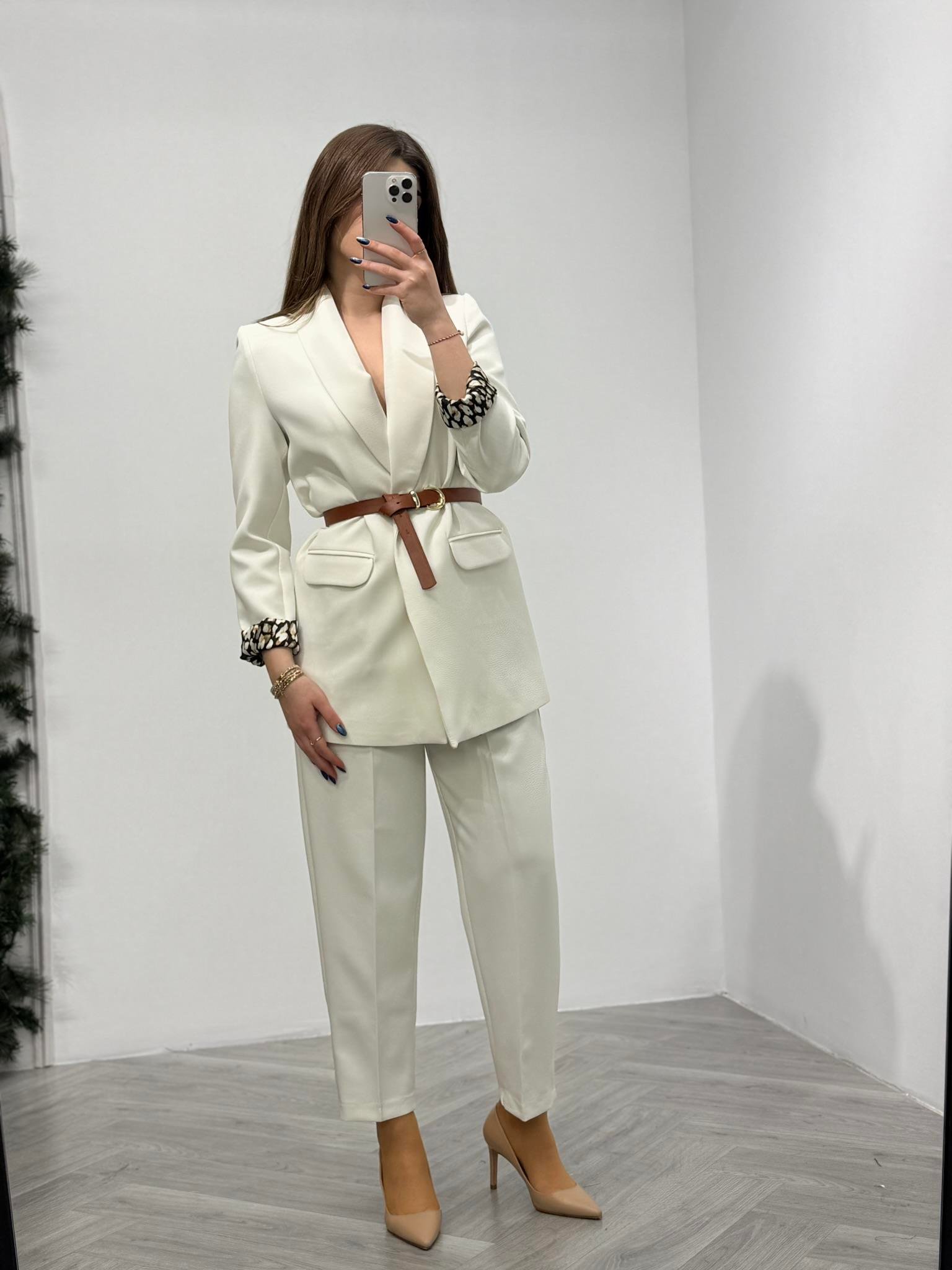 Şal Yaka Leopar Astarlı Poliviskon Blazer Ceket Beyaz