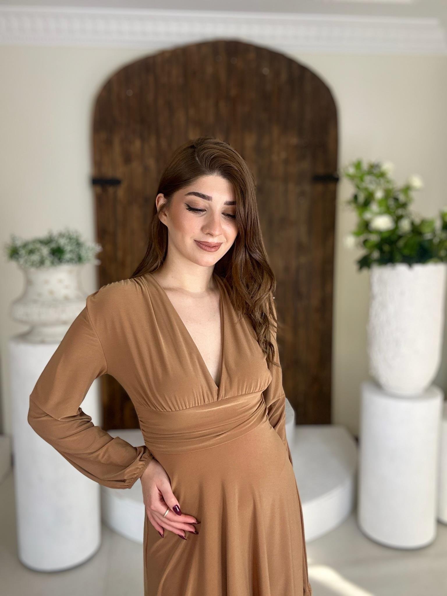 Sandy Kumaş Bel Detaylı Balon Kol Kloş Bej Elbise