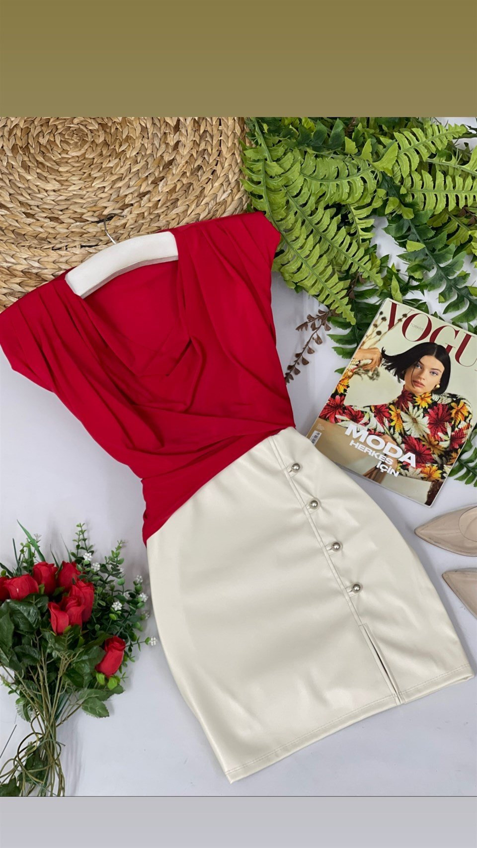 Sandy Kumaş Degaje Yaka Vatkalı Rahat Kalıp Bluz 