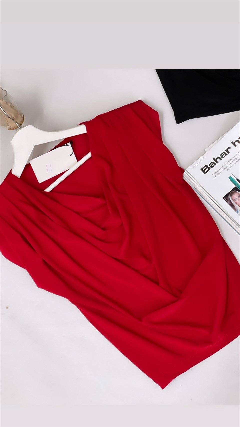 Sandy Kumaş Degaje Yaka Vatkalı Rahat Kalıp Bluz 