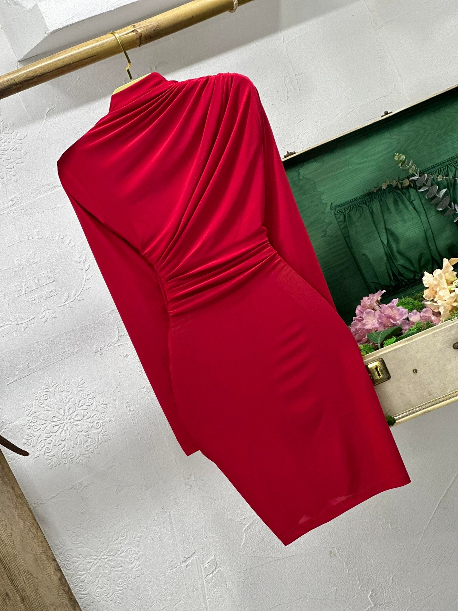 Sandy Kumaş Drape Detay Uzun Kollu Kırmızı Elbise