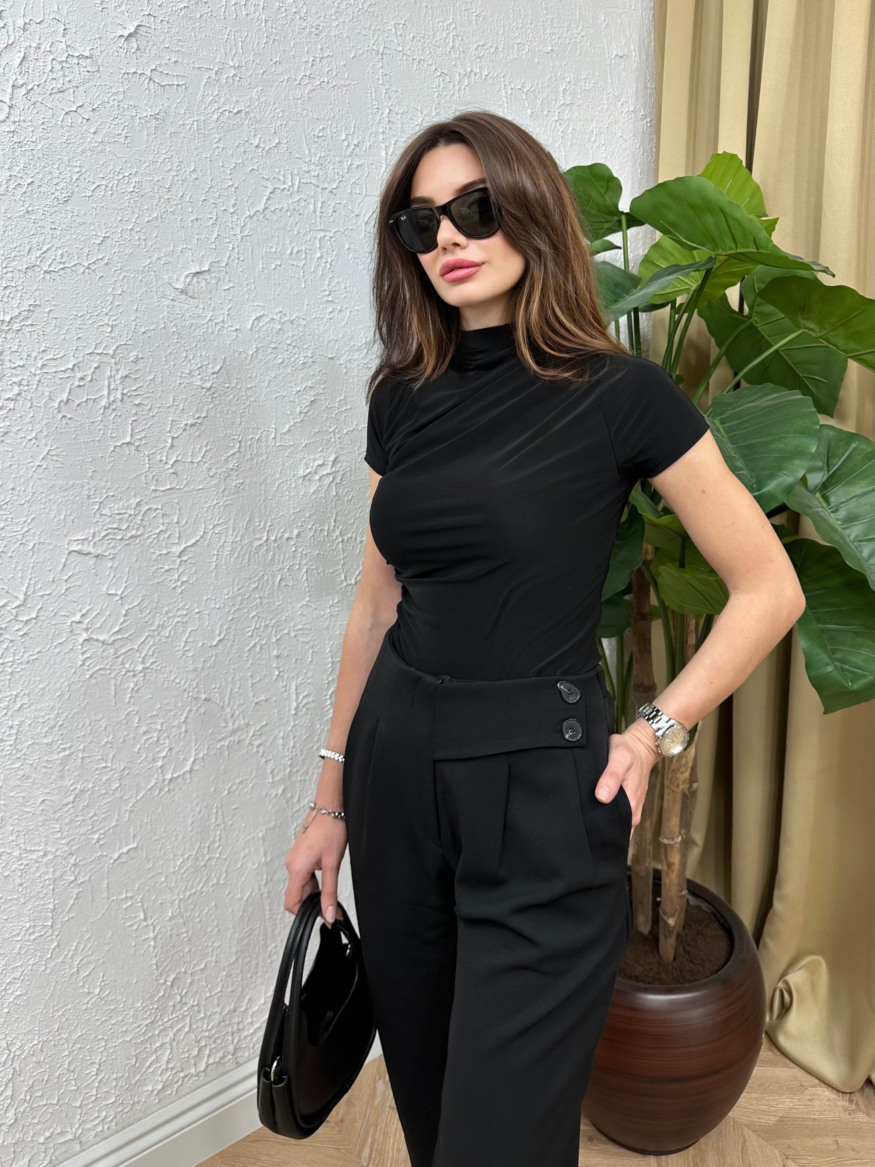 Sandy Kumaş Kısa Kollu Drapeli Bluz