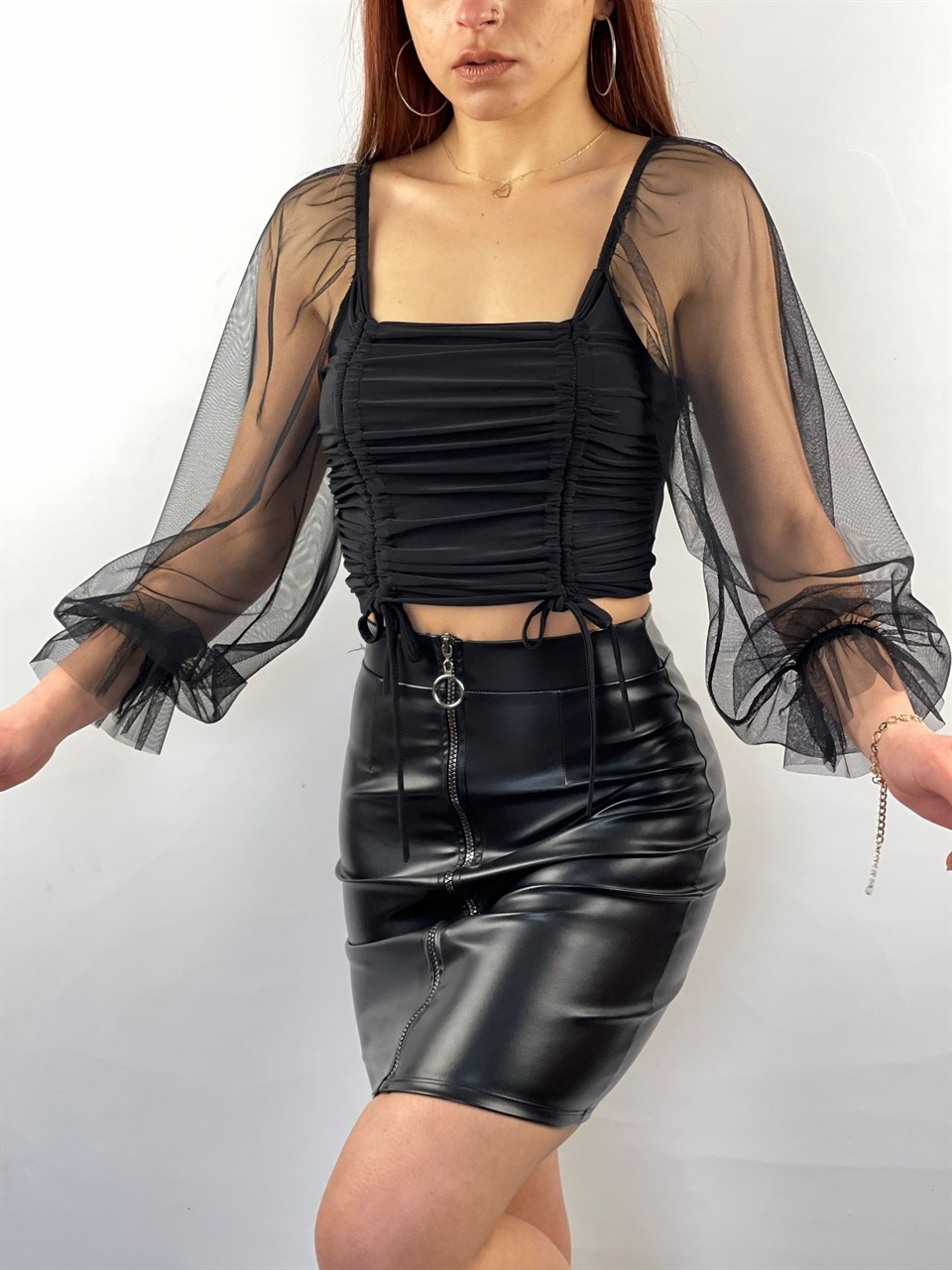 Sandy Kumaş Kollar Şifon Büzgü Detaylı Bluz