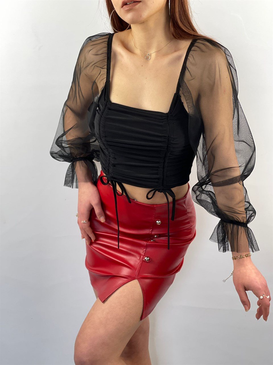 Sandy Kumaş Kollar Şifon Büzgü Detaylı Bluz