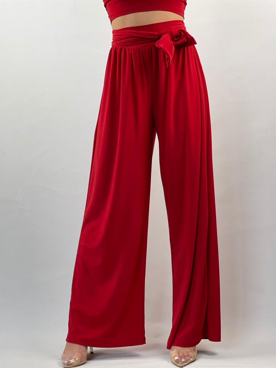 Sandy Kumaş Rahat Kalıp Kuşak Detaylı Pantolon