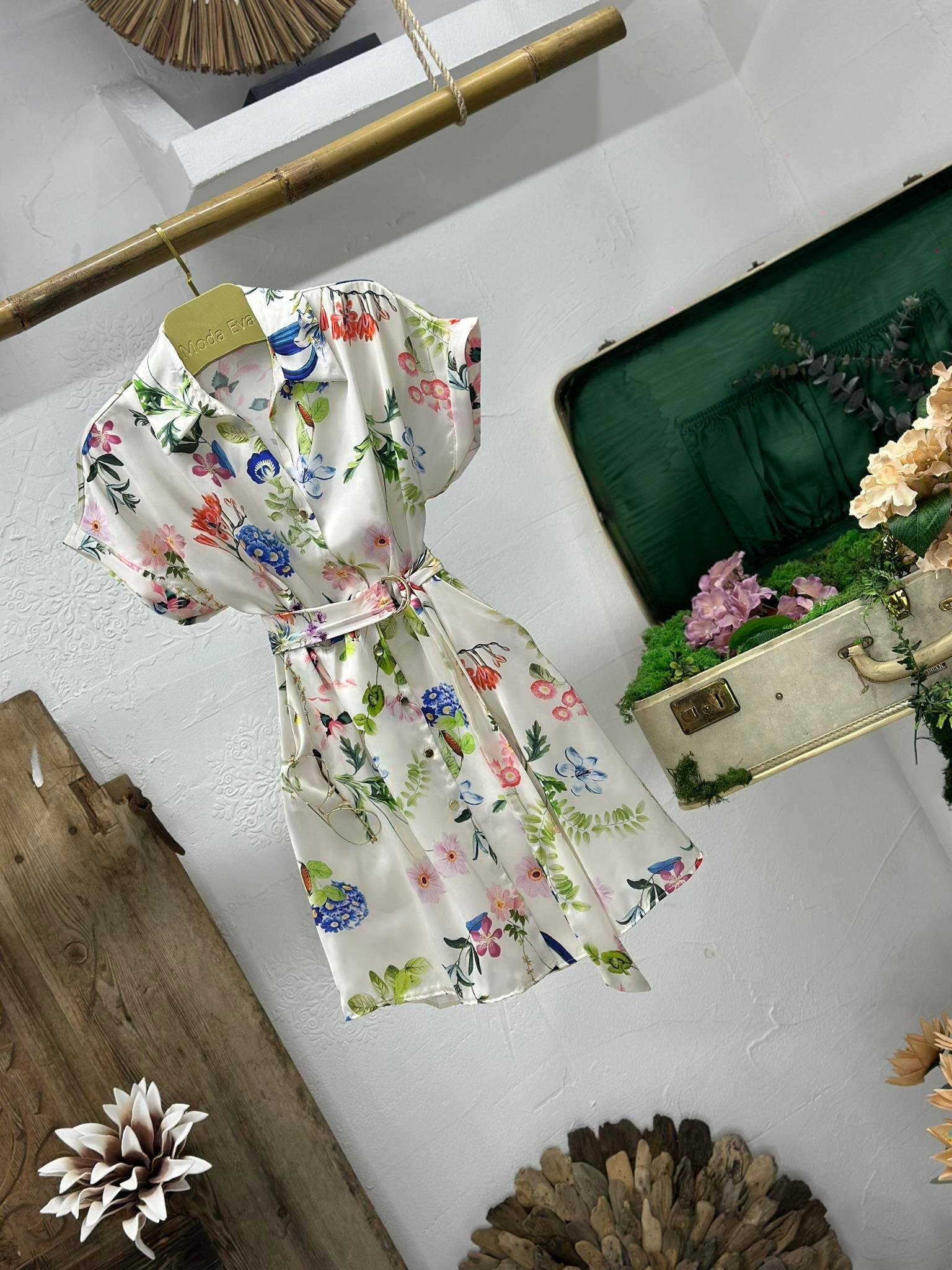 Saten Kumaş Çiçek Desen Kloş Gömlek Elbise