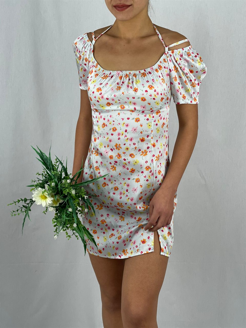 Saten Kumaş Prenses Kol Sırt Bağ Detaylı Mini Elbise