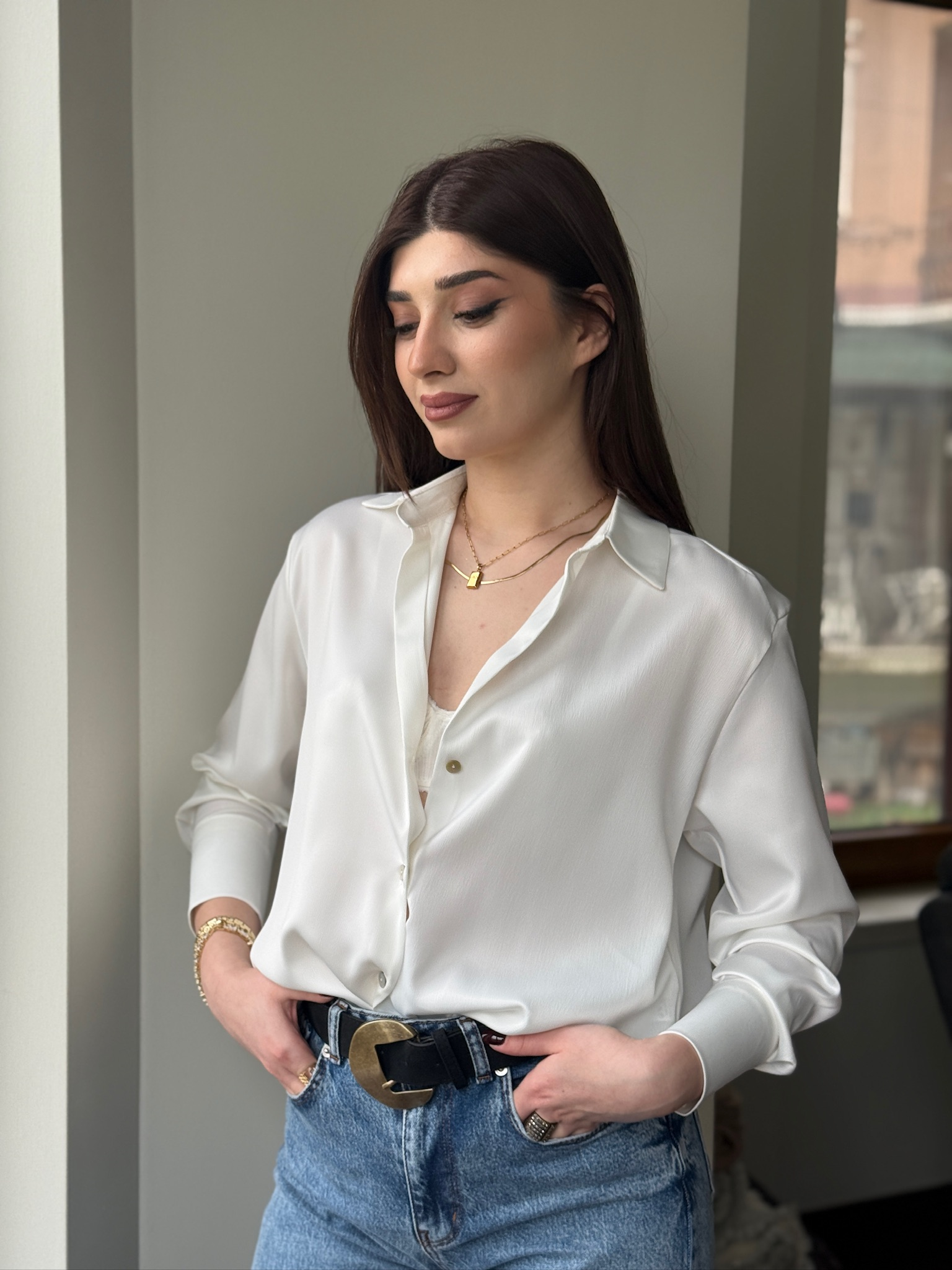 Saten Kumaş Rahat Kalıp Gömlek Beyaz