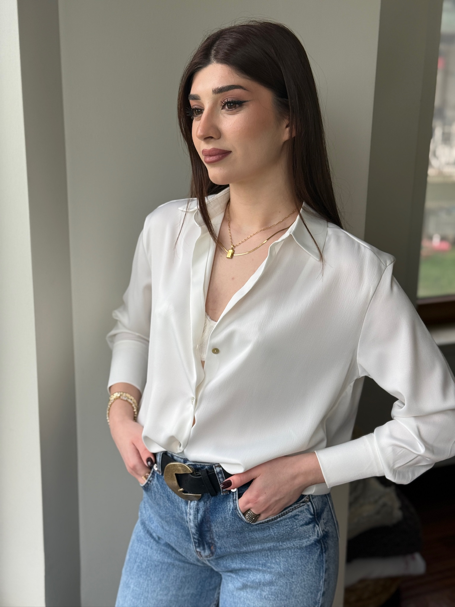 Saten Kumaş Rahat Kalıp Gömlek Beyaz