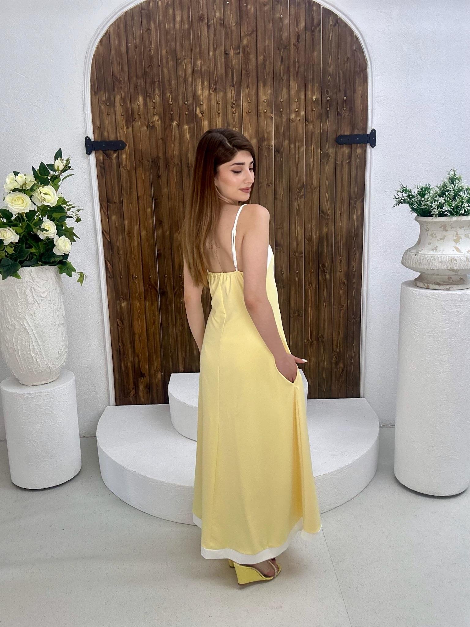 Scuba Dalgıç Kumaş Garni Detay Cepli Uzun Askılı Elbise Sarı