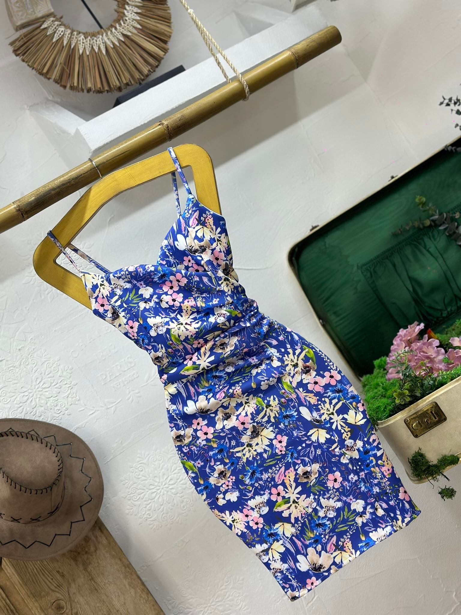 Scuba Kumaş Kalp Yaka Mavi Çiçek Desen Elbise