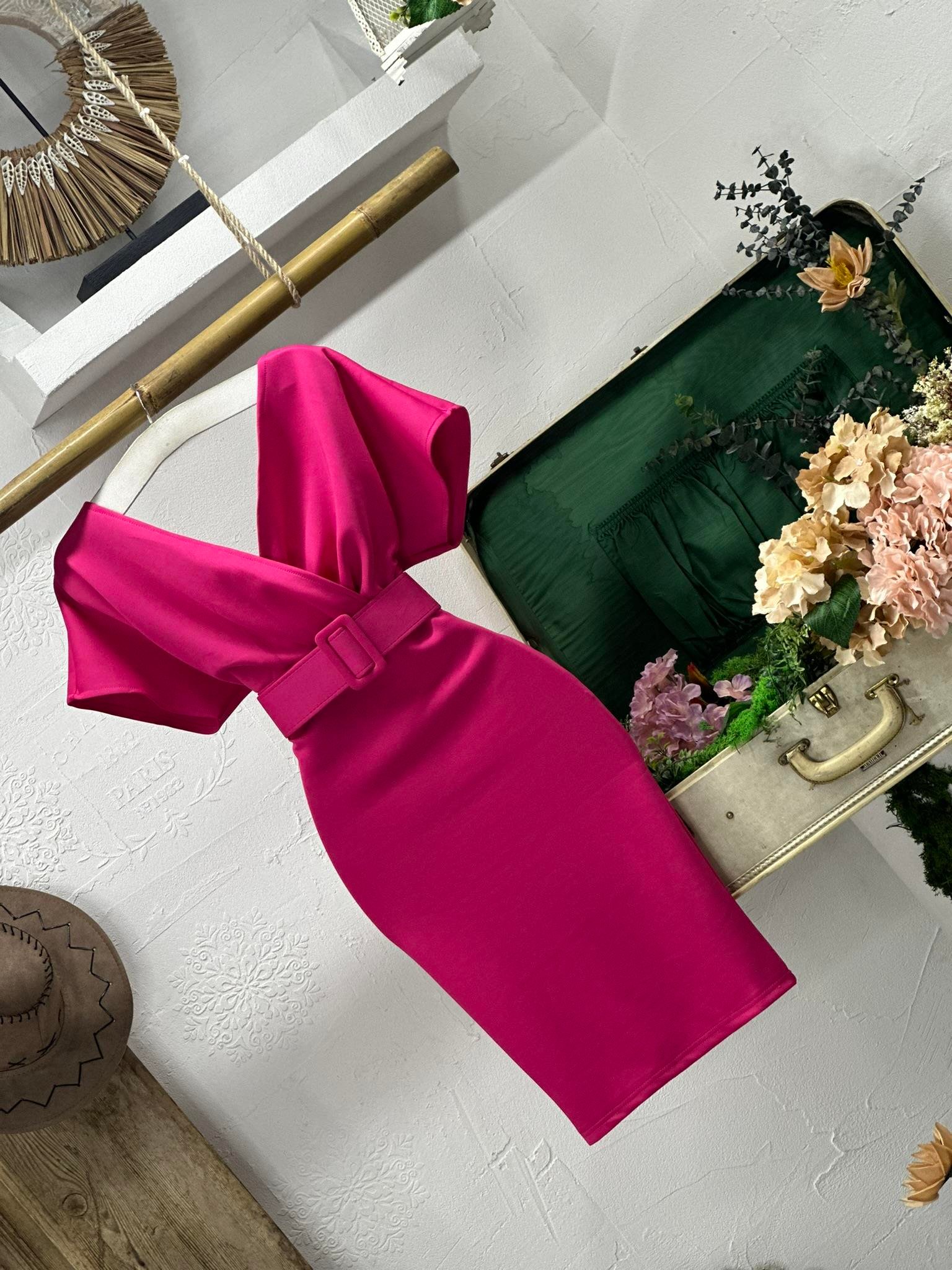 Scuba Kumaş Kaplama Kemerli Kruvaze Yaka Kalem Elbise