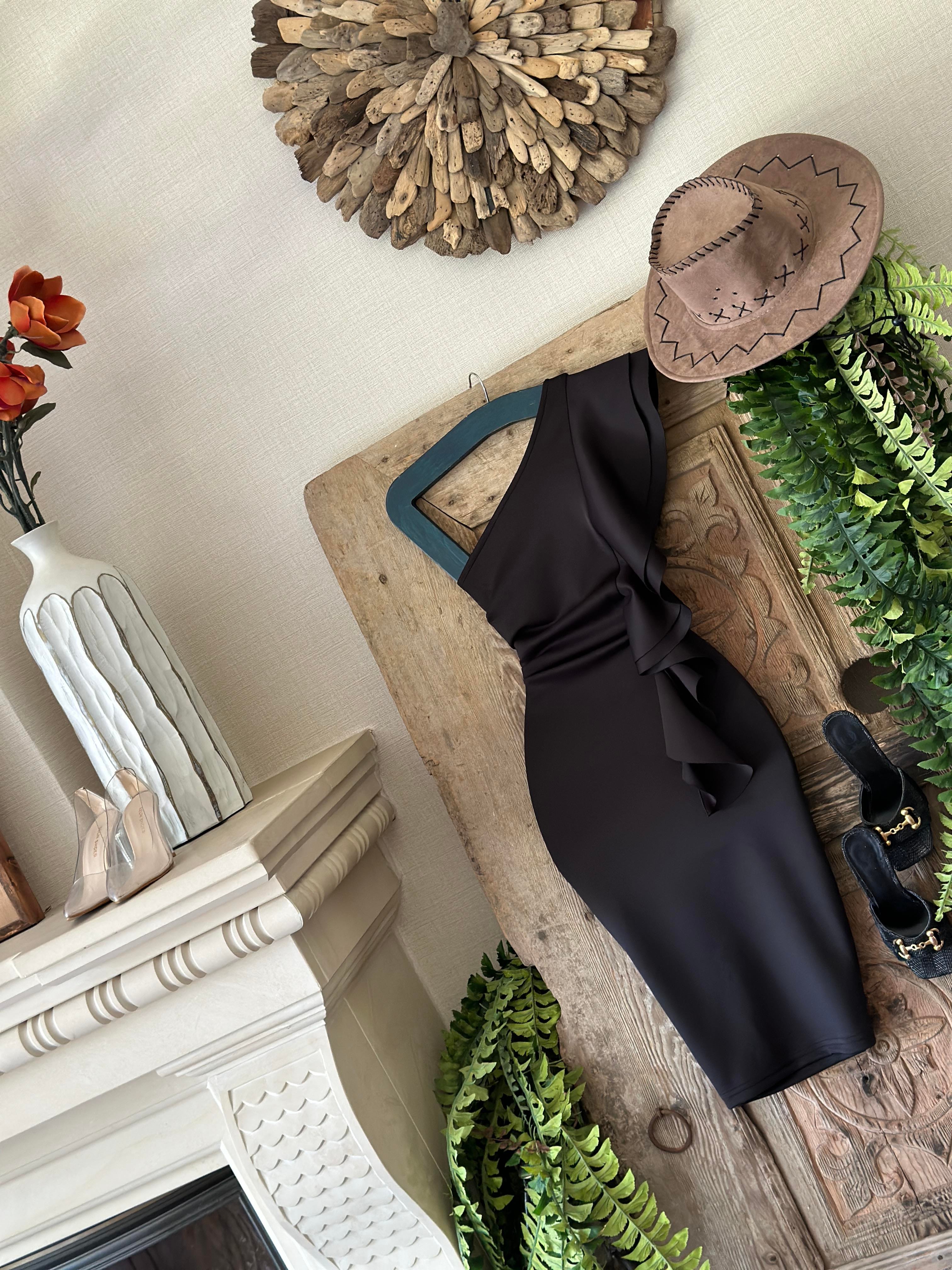 Scuba Kumaş Likralı Tek Omuz Volan Detay Tasarım Kalem Elbise