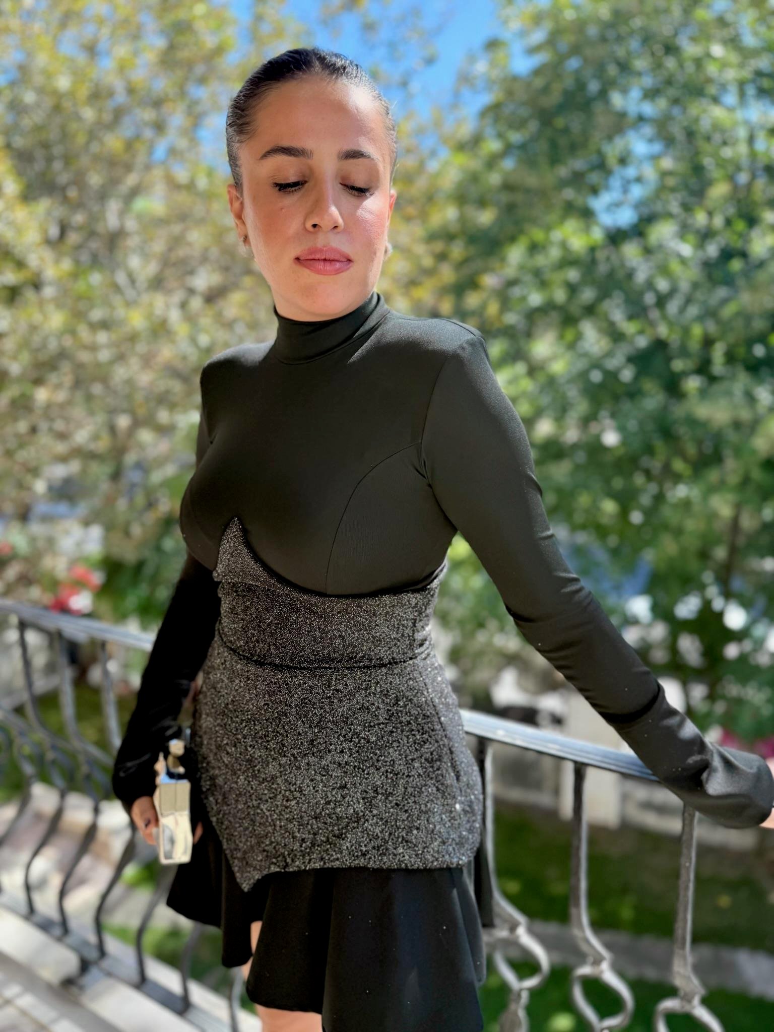 Scuba ve Simli Fcuro Kumaş Korsaj Detay Elbise 