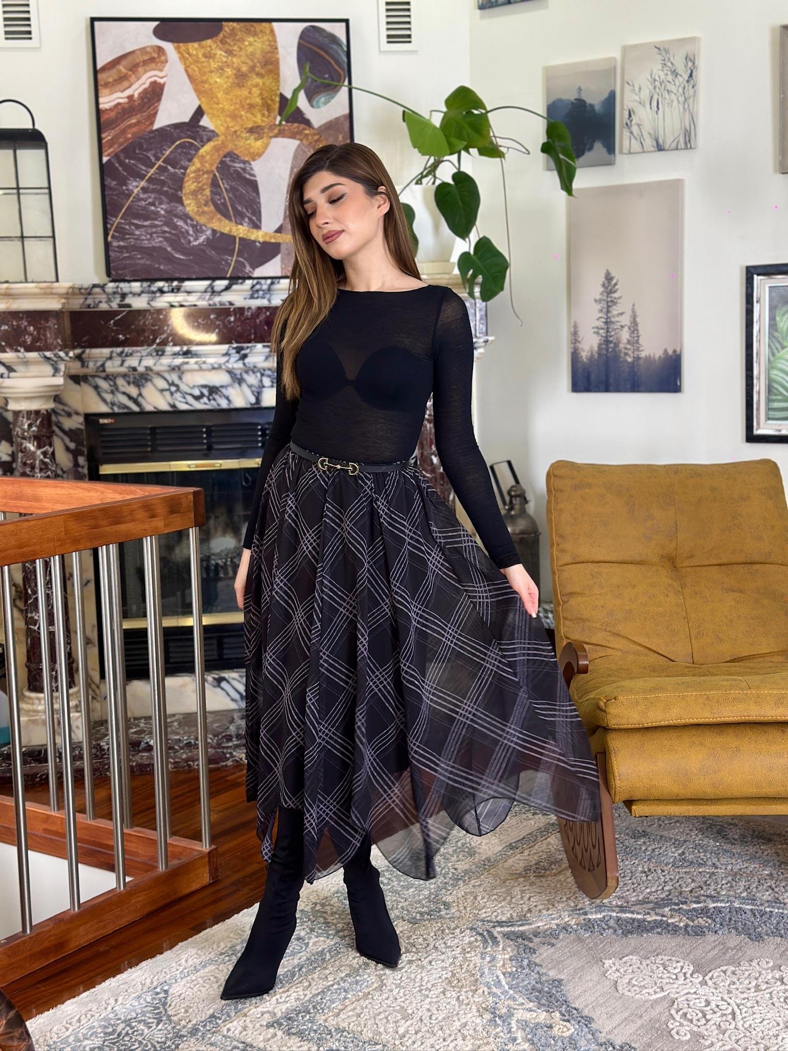 Şifon Kumaş Asimetrik Midi Etek Siyah