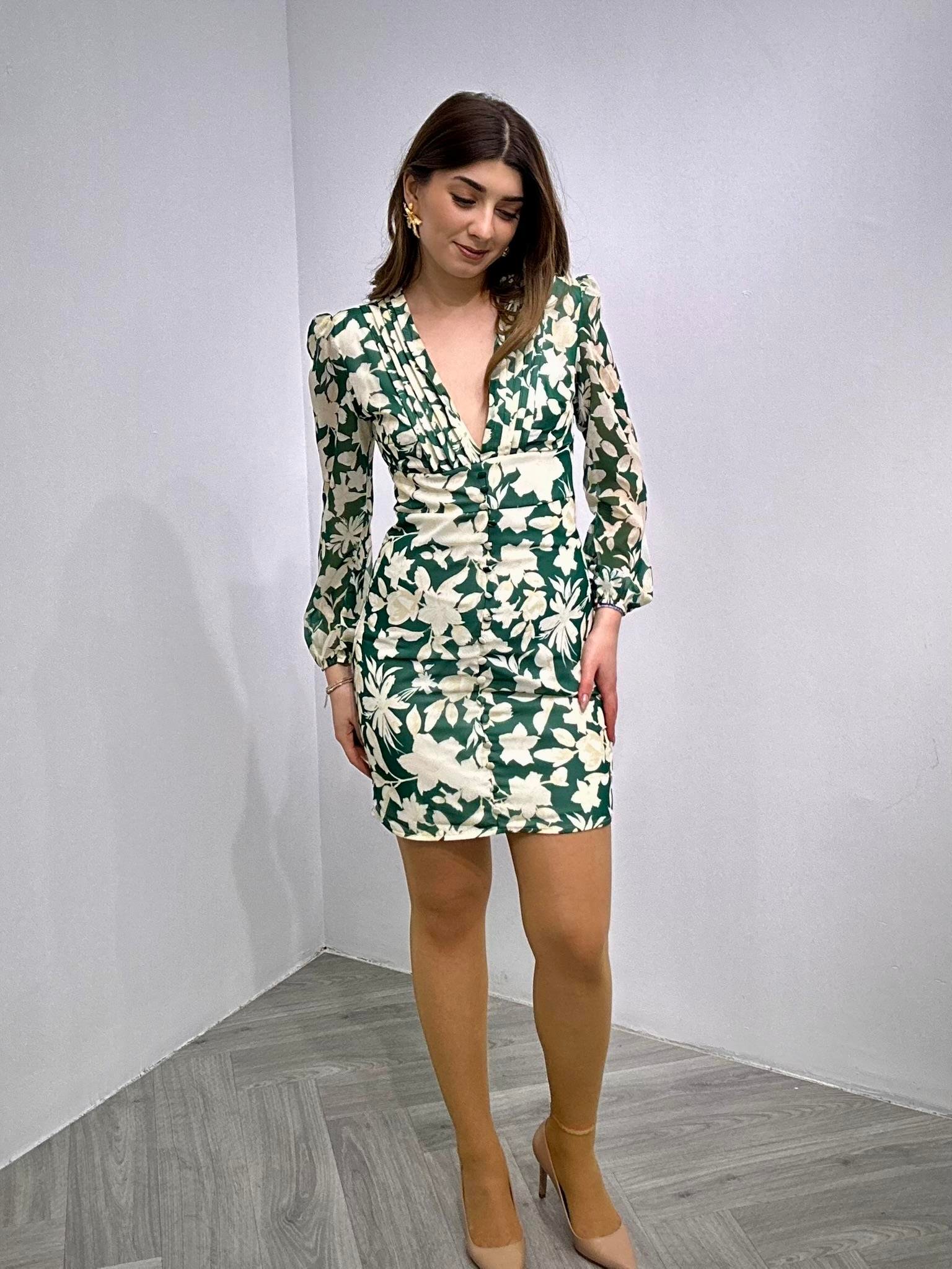 Şifon Kumaş Derin V Yaka Kaplama Düğmeli Tasarım Elbise