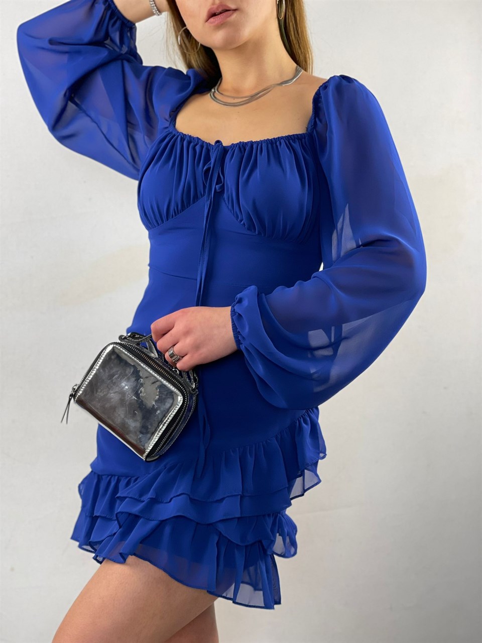 Şifon Kumaş Göğüs Büzgülü Eteği Fırfırlı Mini Elbise