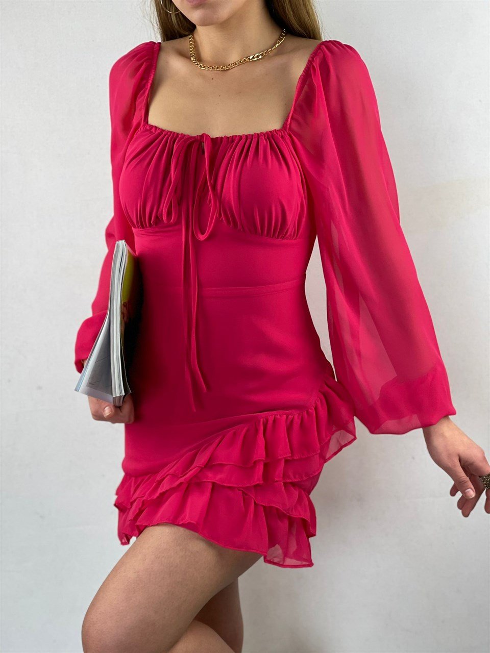 Şifon Kumaş Göğüs Büzgülü Eteği Fırfırlı Mini Elbise