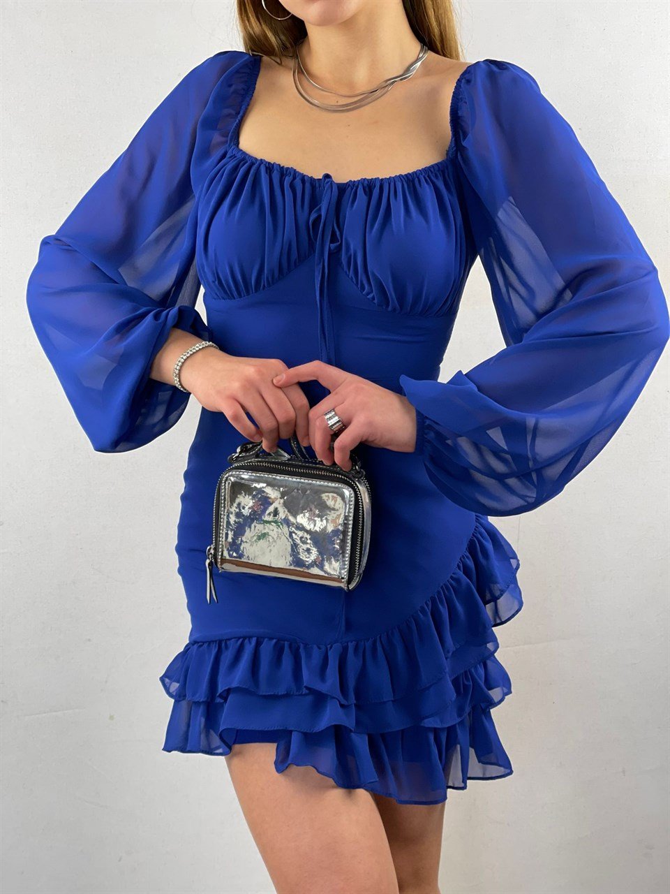 Şifon Kumaş Göğüs Büzgülü Eteği Fırfırlı Mini Elbise